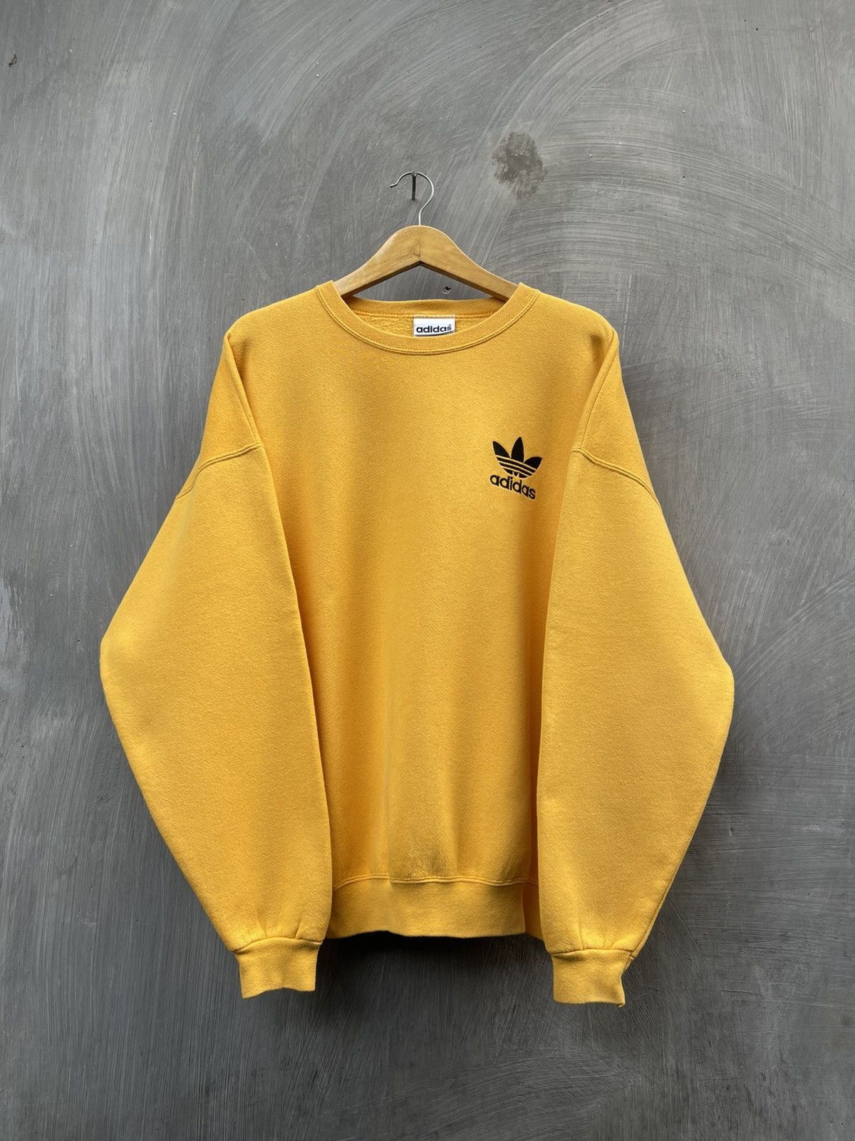 Adidas Adidas Vintage Crewneck Yellow - Rare 90s Look | kanye west Size US L / EU 52-54 / 3 - 2 Thumbnail