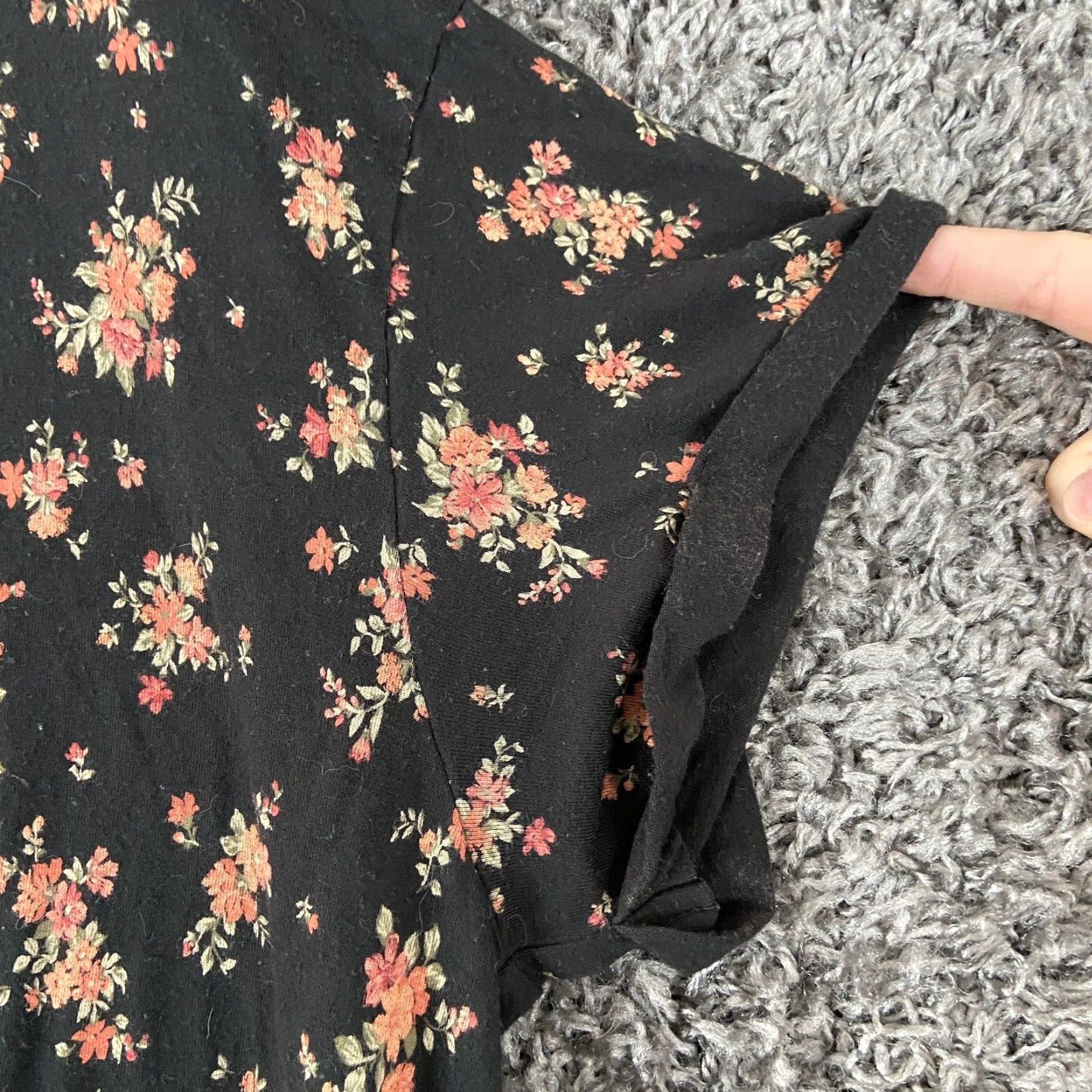 American Eagle Outfitters AMERICAN EAGLE Soft & Sexy Blouse Women’s L Floral Multicolor Short Sleeve Tie Size L / US 10 / IT 46 - 3 Thumbnail