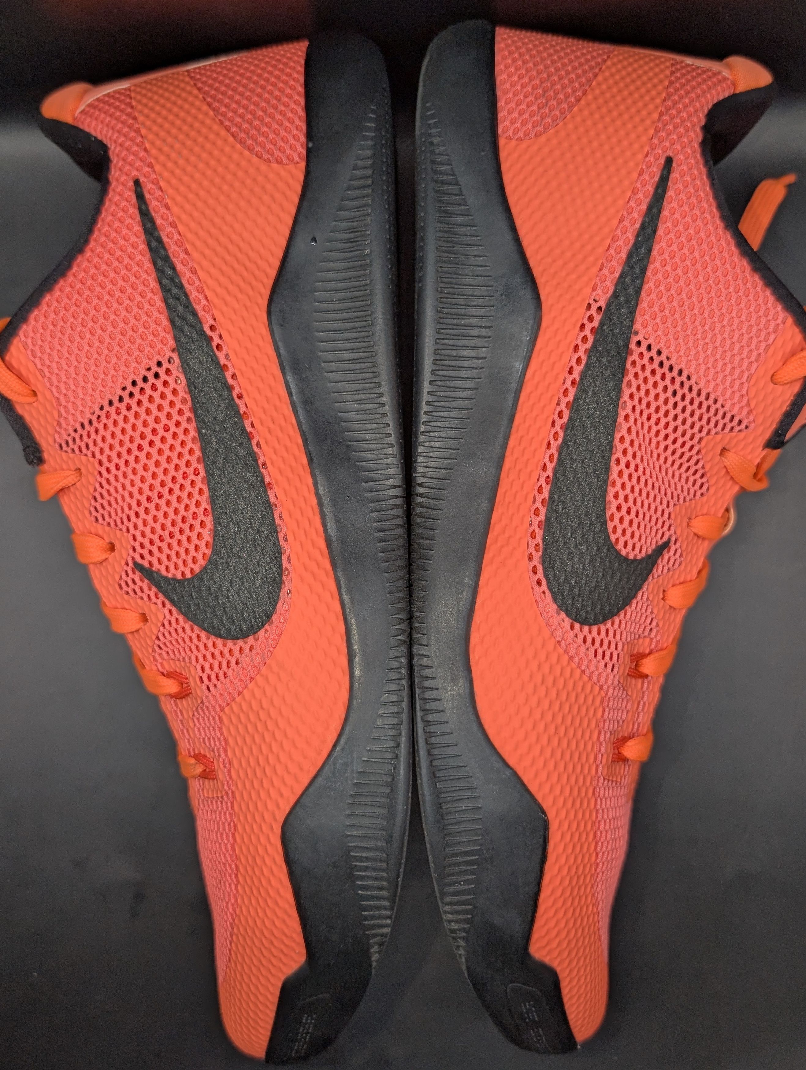 Nike Nike Kobe 11 Barcelona VNDS Size US 12.5 / EU 45-46 - 8 Thumbnail