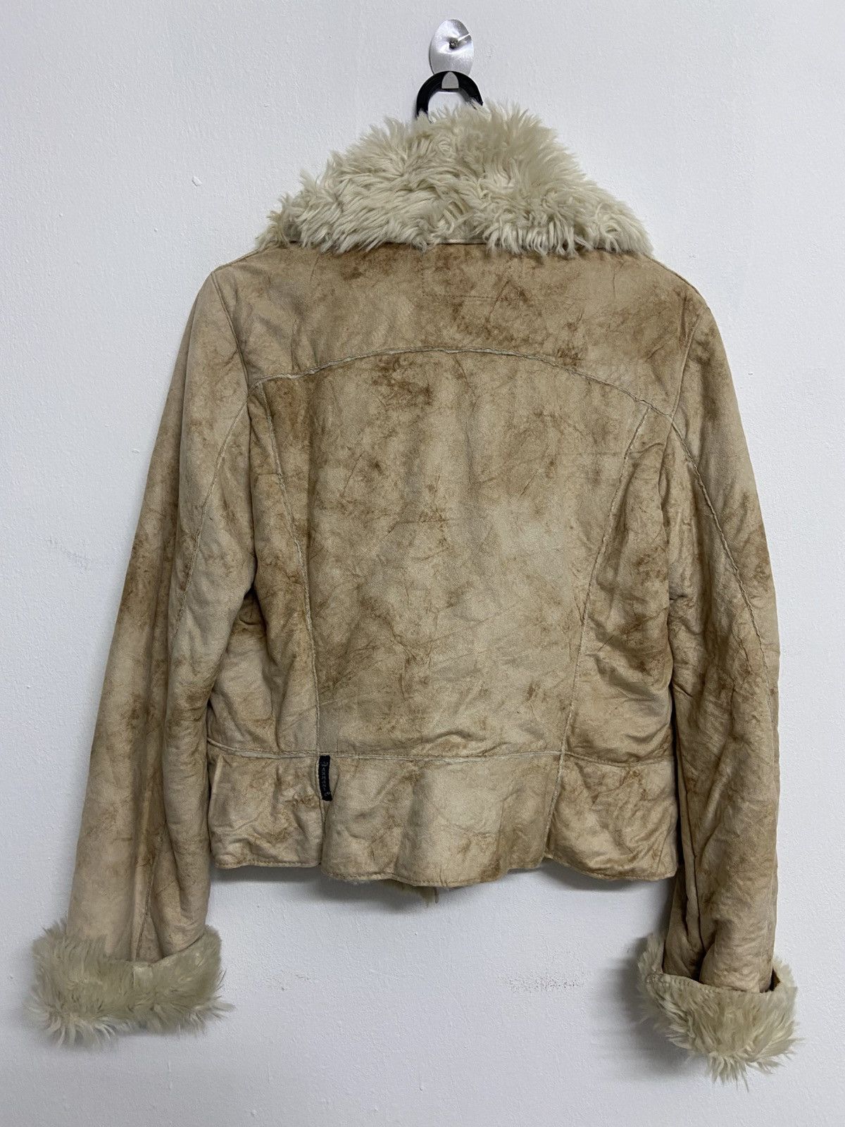Armani Armani Jeans Suede Leather jacket Faux Fur Collar Size US S / EU 44-46 / 1 - 2 Thumbnail