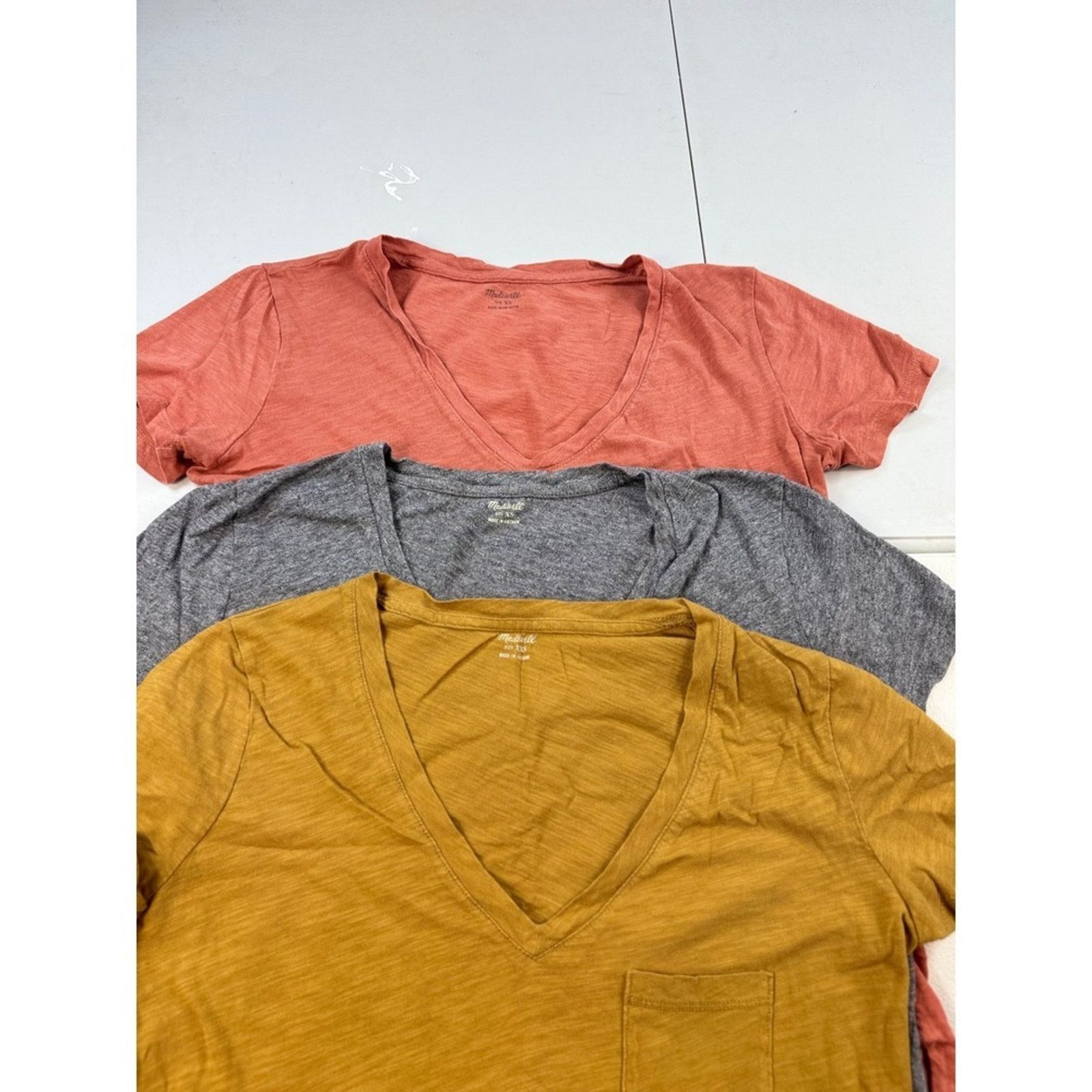 Madewell Madewell Women's V-Neck Pocket Tee‎ Shirt Bundle - XXS SET 3 Size XXS / US 00 / IT 34 - 2 Thumbnail