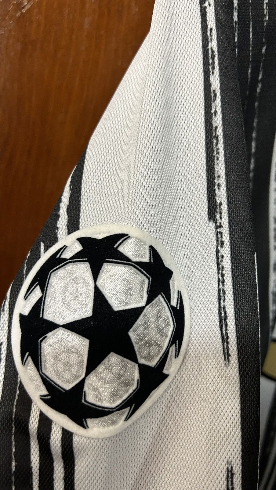 Adidas Juventus Cristiano Ronaldo Home UCL Jersey 20/21 Size US M / EU 48-50 / 2 - 4 Thumbnail