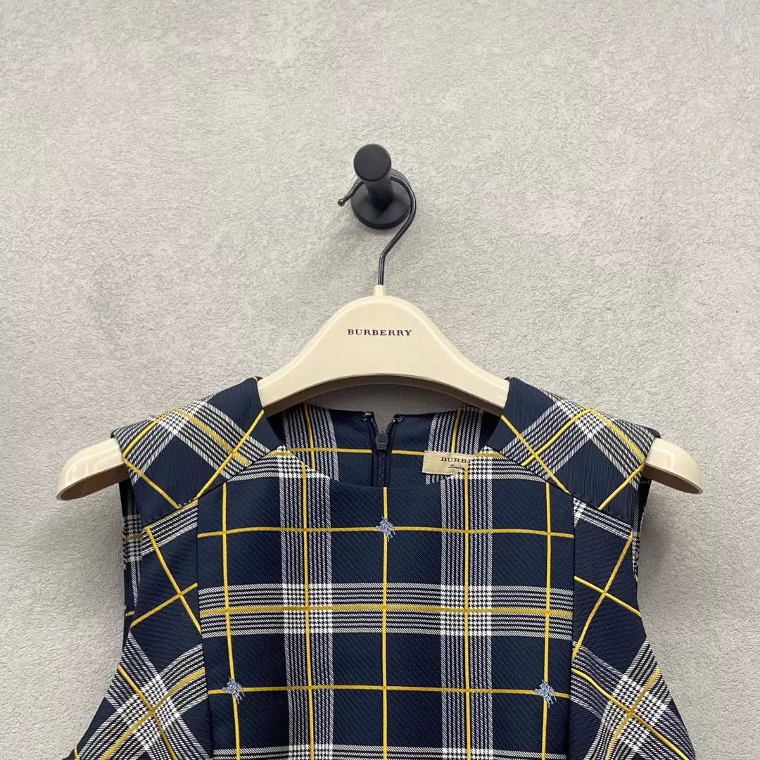 Burberry Burberry Check Dress Women's UK6 Size S / US 4 / IT 40 - 3 Thumbnail