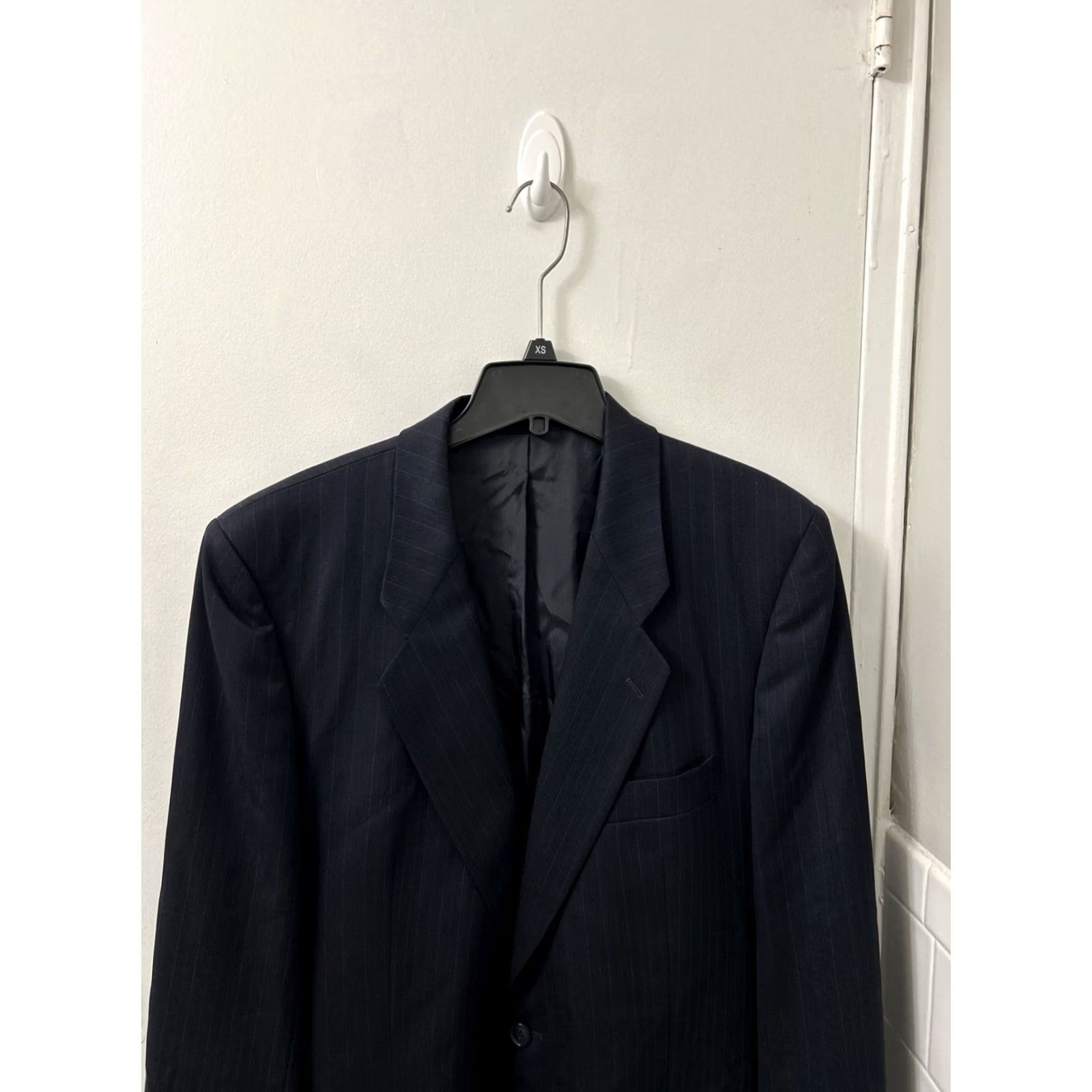 Hugo Boss VINTAGE Hugo Boss Blazer Mens Sz 46R Black Pinstripe Wool 2 Buttons Sport Coat Size 46R - 2 Thumbnail