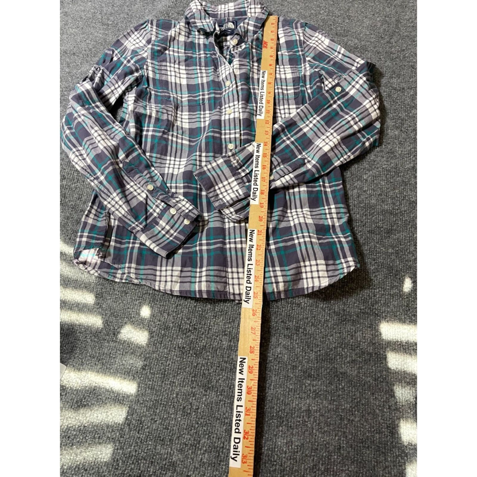 The North Face The North Face Button-Up Shirt Mens Small S Plaid Gray Short Sleeve Button Up Shirt Size US S / EU 44-46 / 1 - 3 Thumbnail