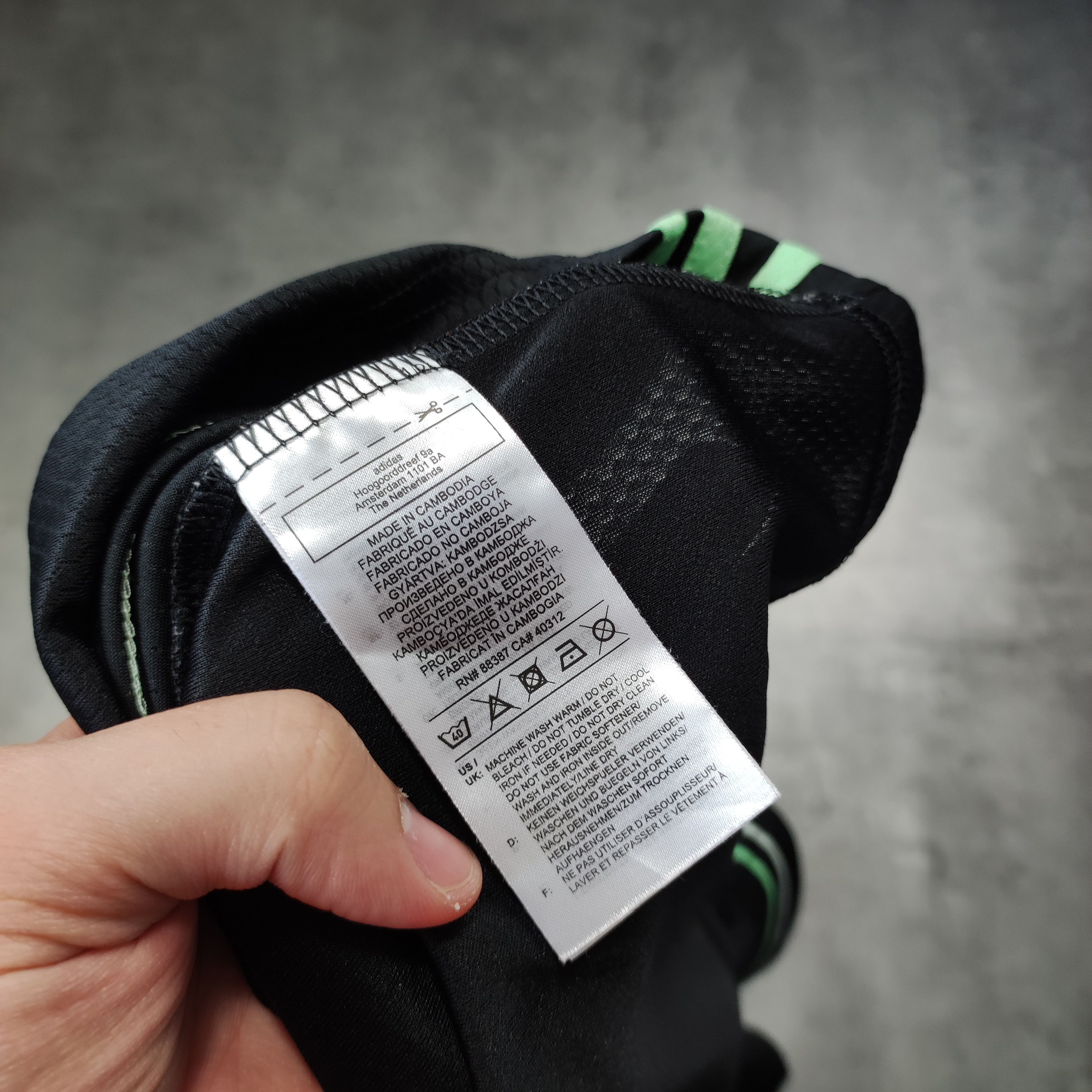 Adidas RARE Adidas x Celtic Glasgow Third Football Black Jersey Size US XXL / EU 58 / 5 - 9 Thumbnail