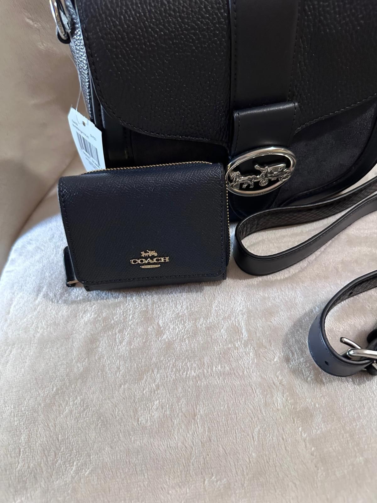 Coach Coach Women's Leather & Suede Shoulder Bag w/Matching Wallet Size ONE SIZE - 4 Thumbnail