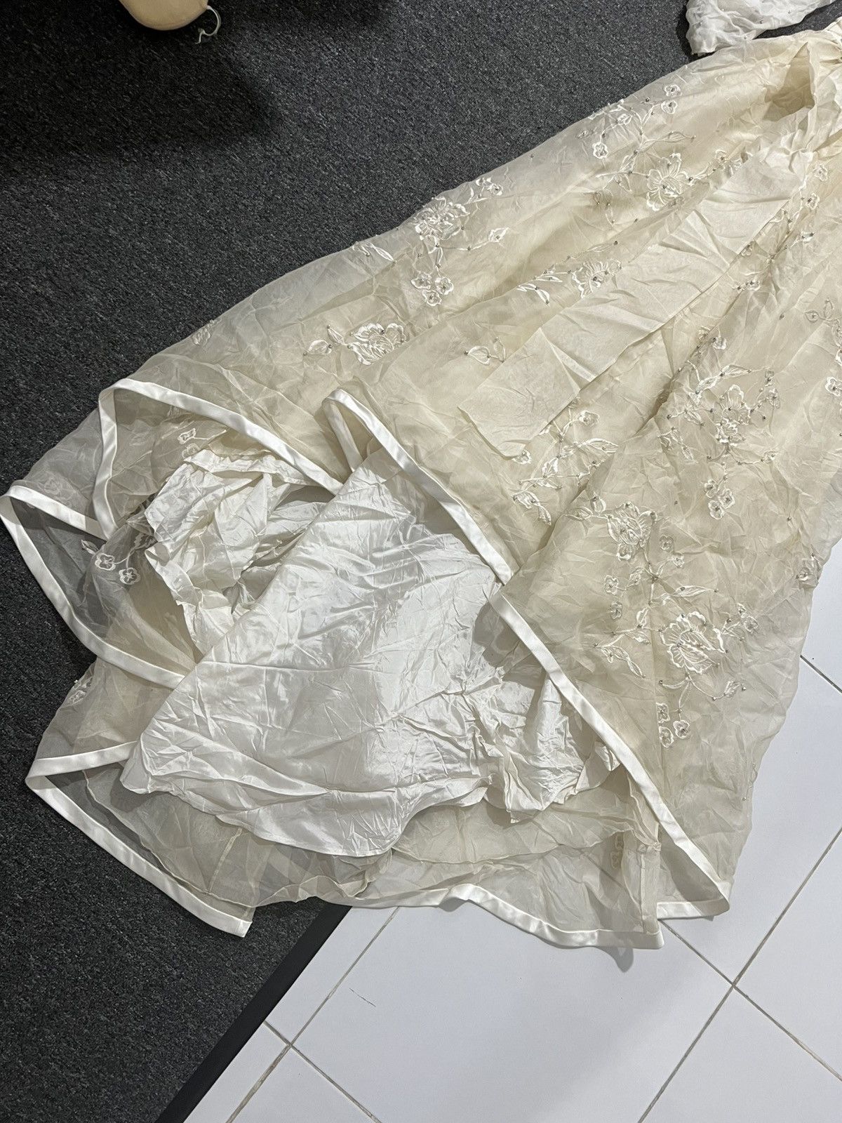Designer ANDRE KIM Weeding Dress Korean Designer Size S / US 4 / IT 40 - 2 Thumbnail
