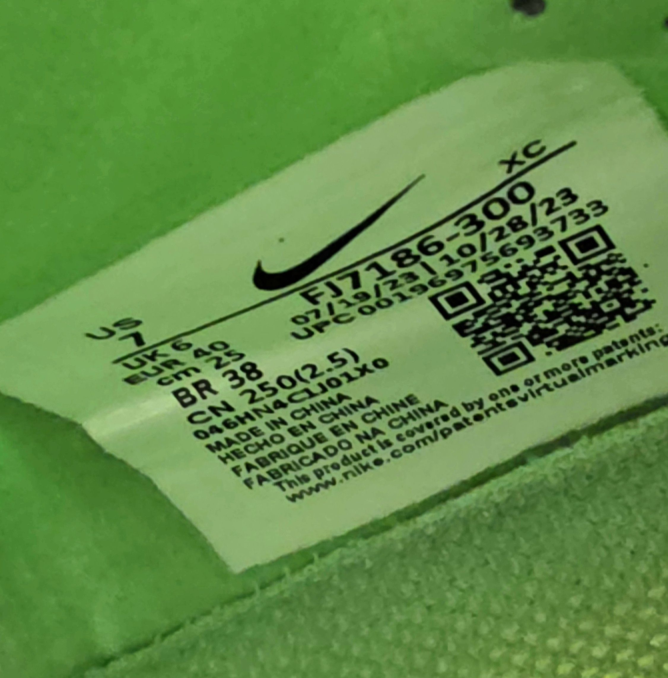 Nike Nike Zoom Mercurial Superfly 9 Elite FG MDS Green Grinch Size US 7 / EU 40 - 8 Thumbnail