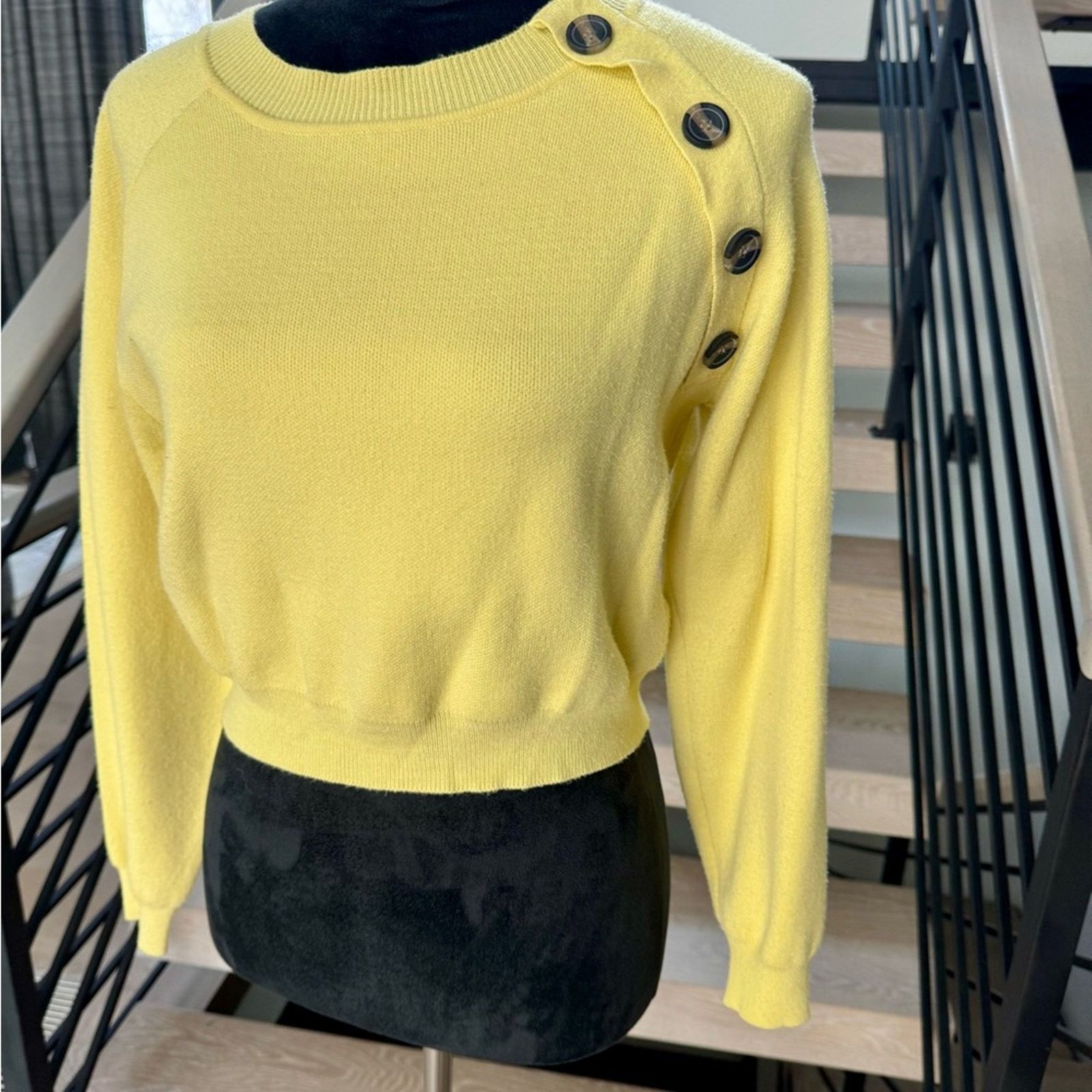 Other New Y2K Yellow Women's Crew Neck Sweater Accents size XS Size XS / US 0-2 / IT 36-38 - 2 Thumbnail