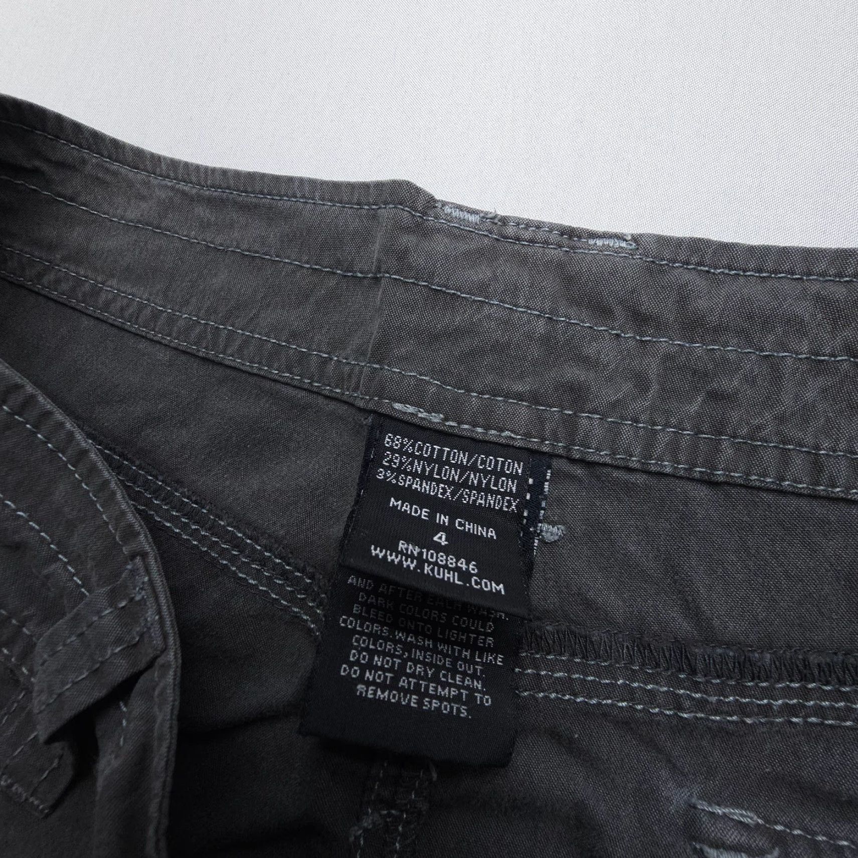 Vintage VINTAGE Kuhl Skirt Womens 4 A-Line Knee Length Gray Cotton Blend Canvas Stretch Pockets Button Logo - Mens? No gender specified. Size 27" / US 4 / IT 40 - 7 Thumbnail