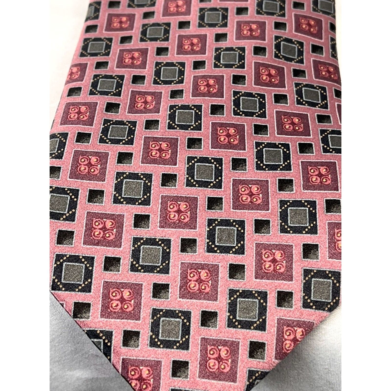 Ermenegildo Zegna Ermenegildo Zegna 100% Silk Necktie Pink Geometric VGUC Men Tie Size ONE SIZE - 2 Thumbnail