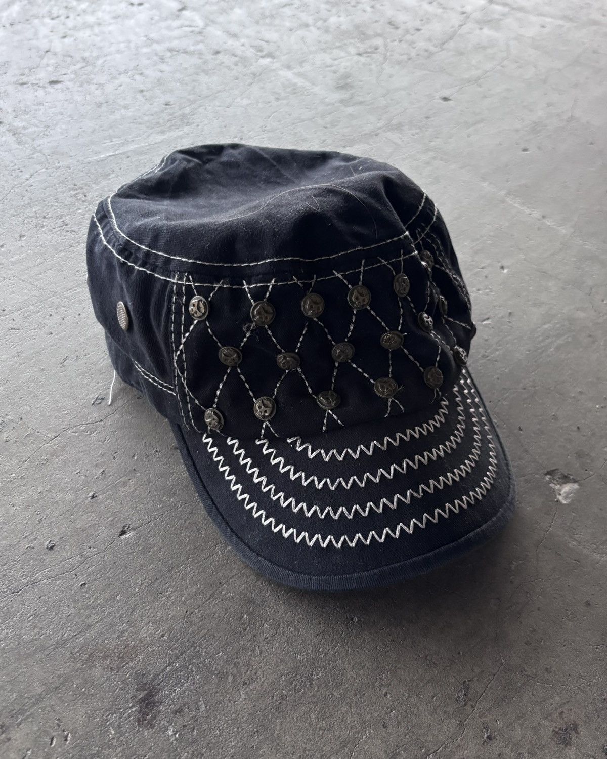If Six Was Nine Vintage Studed Skull Cadet Hats Black Size ONE SIZE - 1 Thumbnail