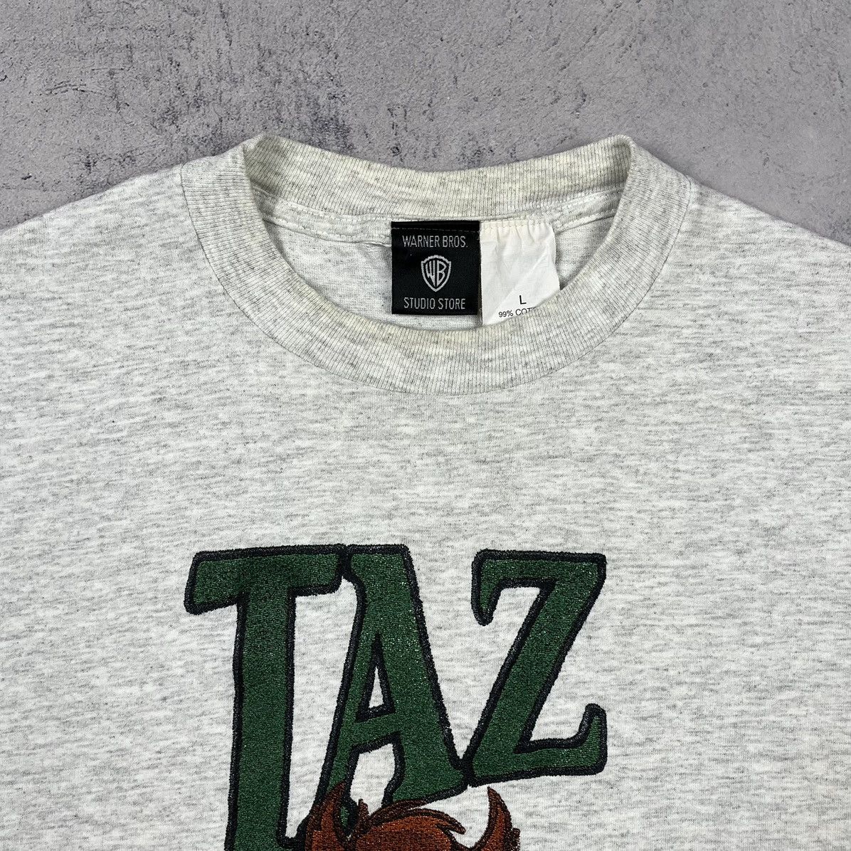 Vintage × Warner Bros Vintage Warner bros Taz heavy cotton Looney Tunes tee 1998 Size US L / EU 52-54 / 3 - 4 Thumbnail