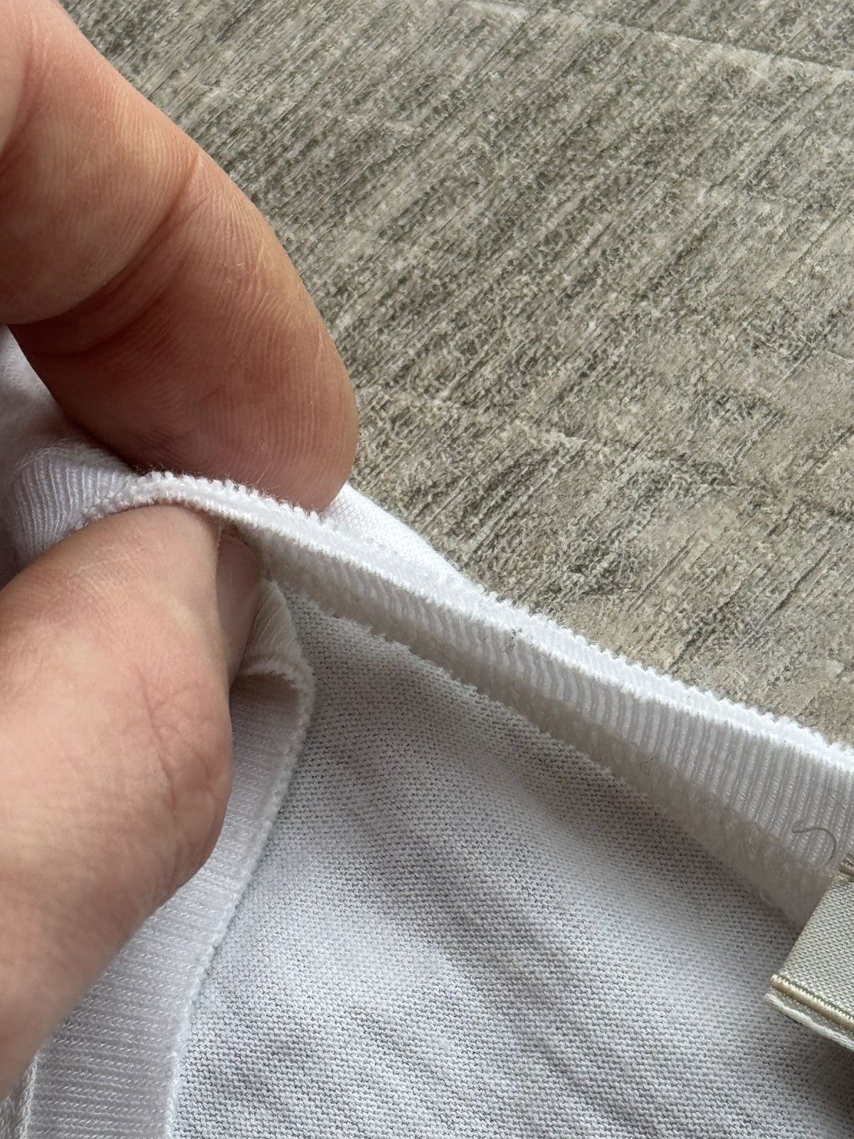 Prada Prada White Bow Detail T-Shirt Luxury Designer Tee Size US S / EU 44-46 / 1 - 3 Thumbnail