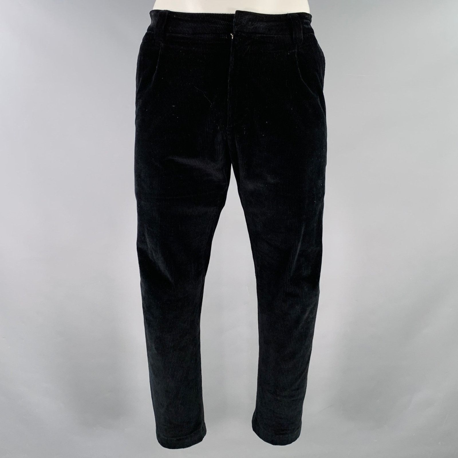 Low Brand LOW BRAND Black Corduroy Cotton Blend Pleated Casual Pants Size US 36 / EU 52 - 1 Thumbnail