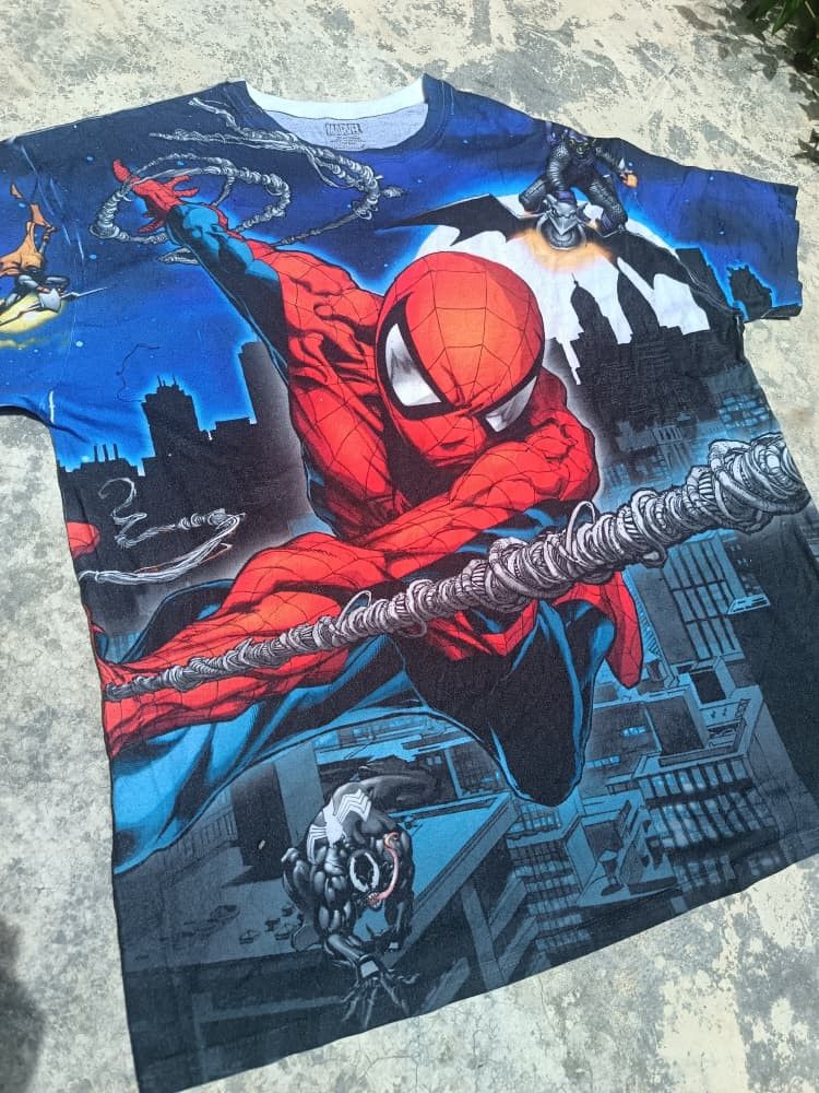 Marvel Comics Spiderman AOP tshirt Size US XL / EU 56 / 4 - 4 Thumbnail