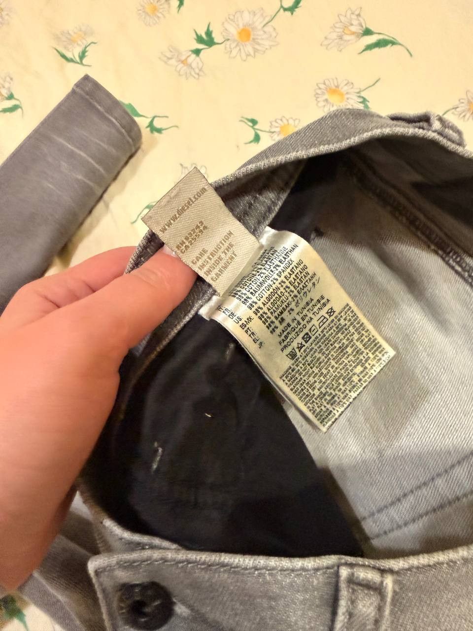 Diesel Diesel Buster Regular Slim-Tapered Stretch Mens Jeans Size US 30 / EU 46 - 11 Thumbnail