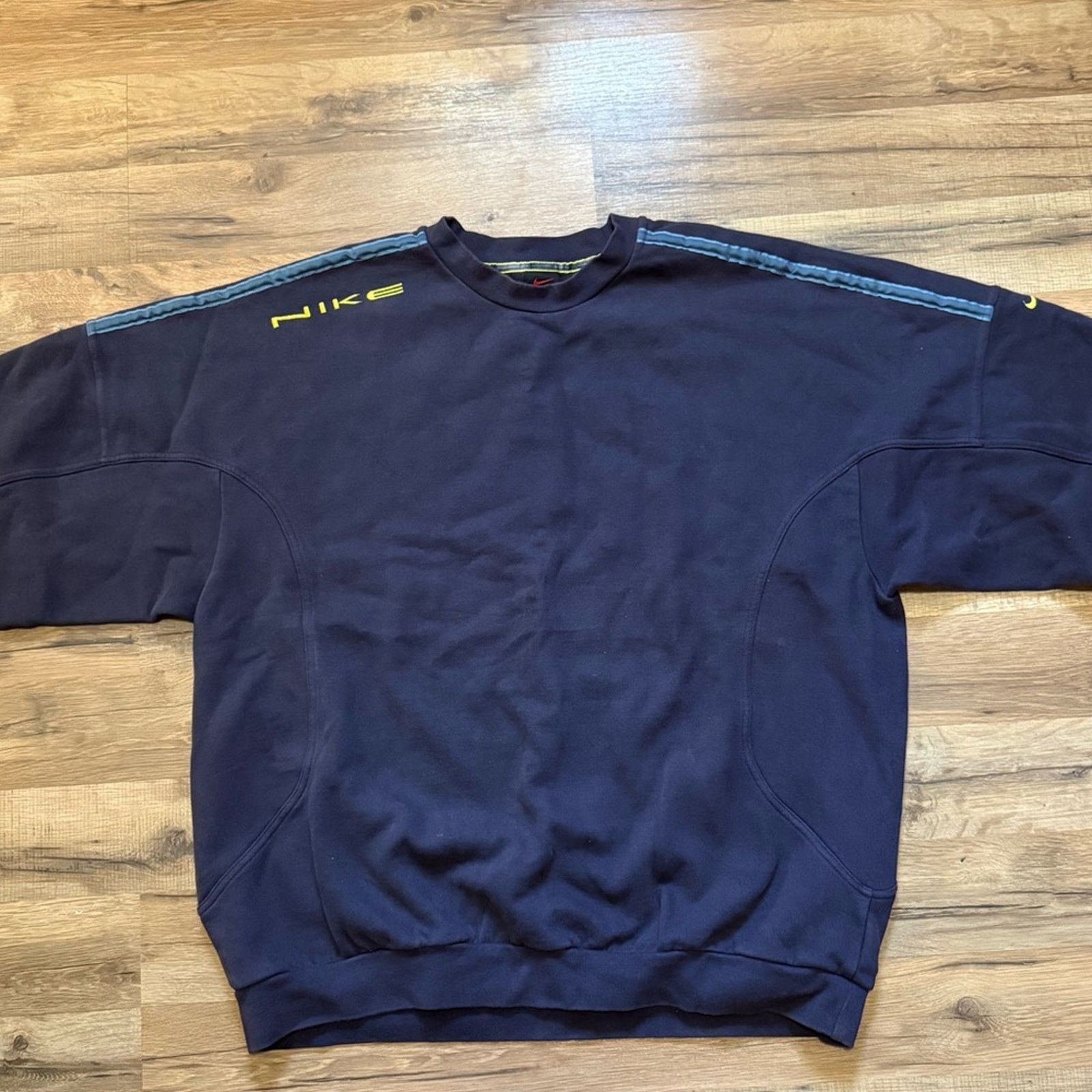 Nike 90s Nike Spell Out Crewneck Sweatshirt Size US XL / EU 56 / 4 - 2 Thumbnail