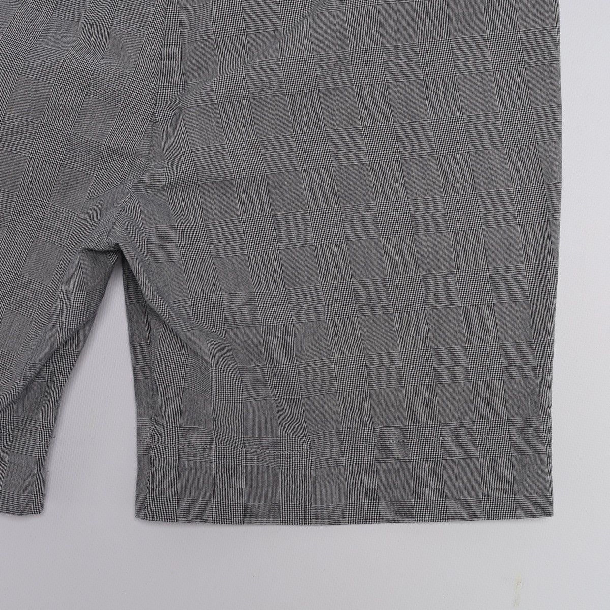 Brunello Cucinelli Brunello Cucinelli Cotton Shorts Grey Plaid Check Size 26" / US 2 / IT 38 - 8 Thumbnail
