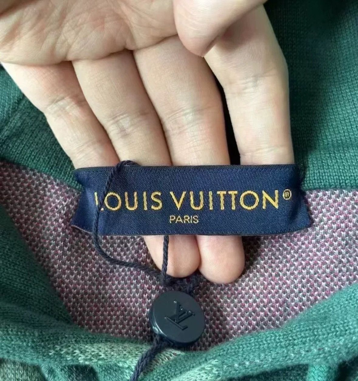 Louis Vuitton Louis Vuitton LV tie dye whirlpool hoodie2412-Nextarrow Size US M / EU 48-50 / 2 - 3 Thumbnail