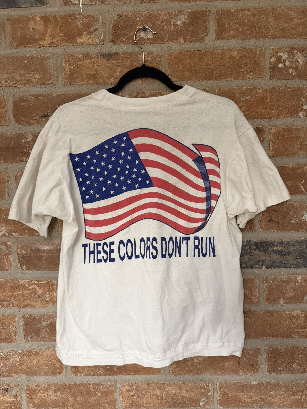 Vintage Vintage Operation Desert Storm Tee – Made in USA 🇺🇸 Size US S / EU 44-46 / 1 - 3 Thumbnail