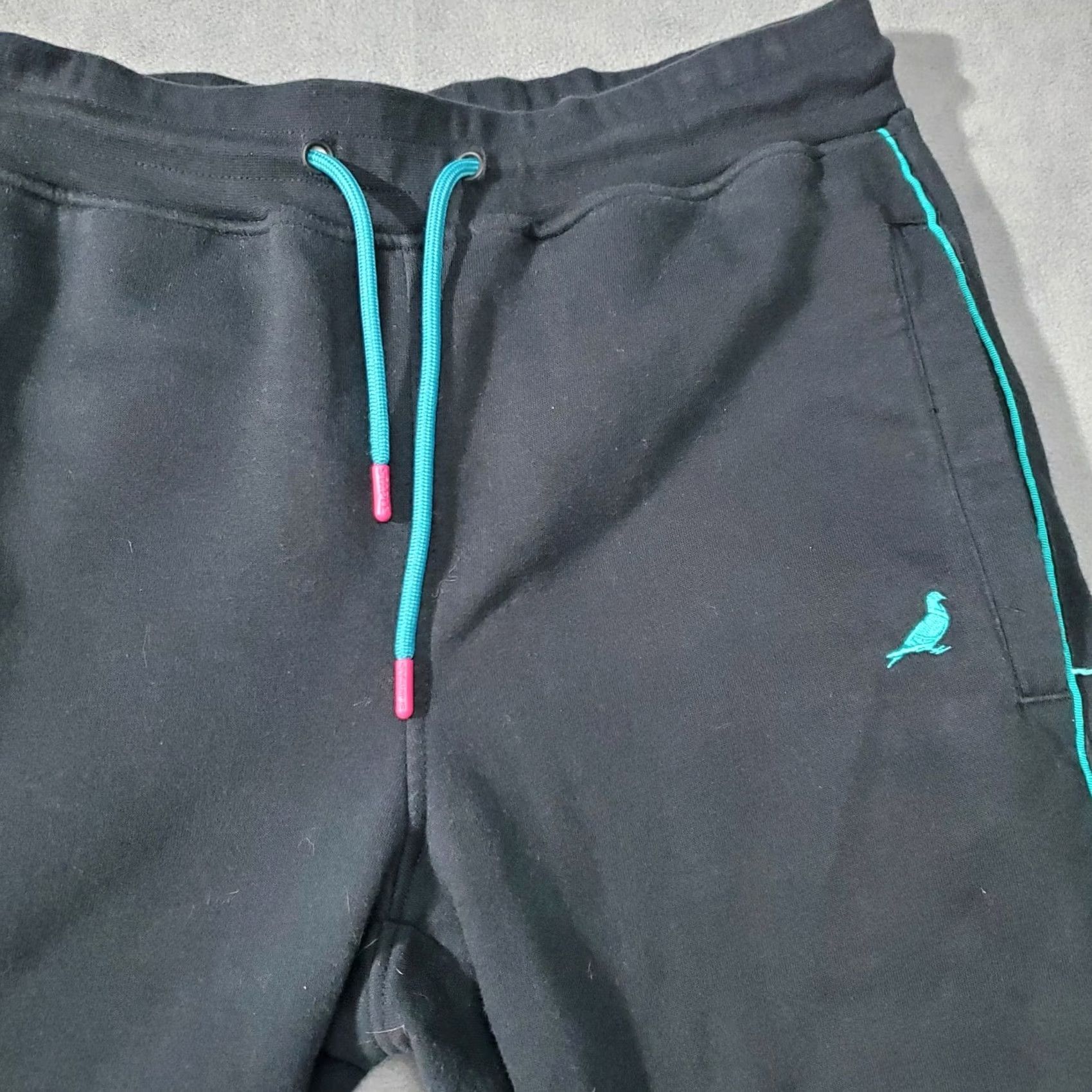 Vintage Staple Pigeon Joggers Sweatpants Mens Medium Black Embroidered Casual Activewear Pants Size US 31 - 3 Thumbnail