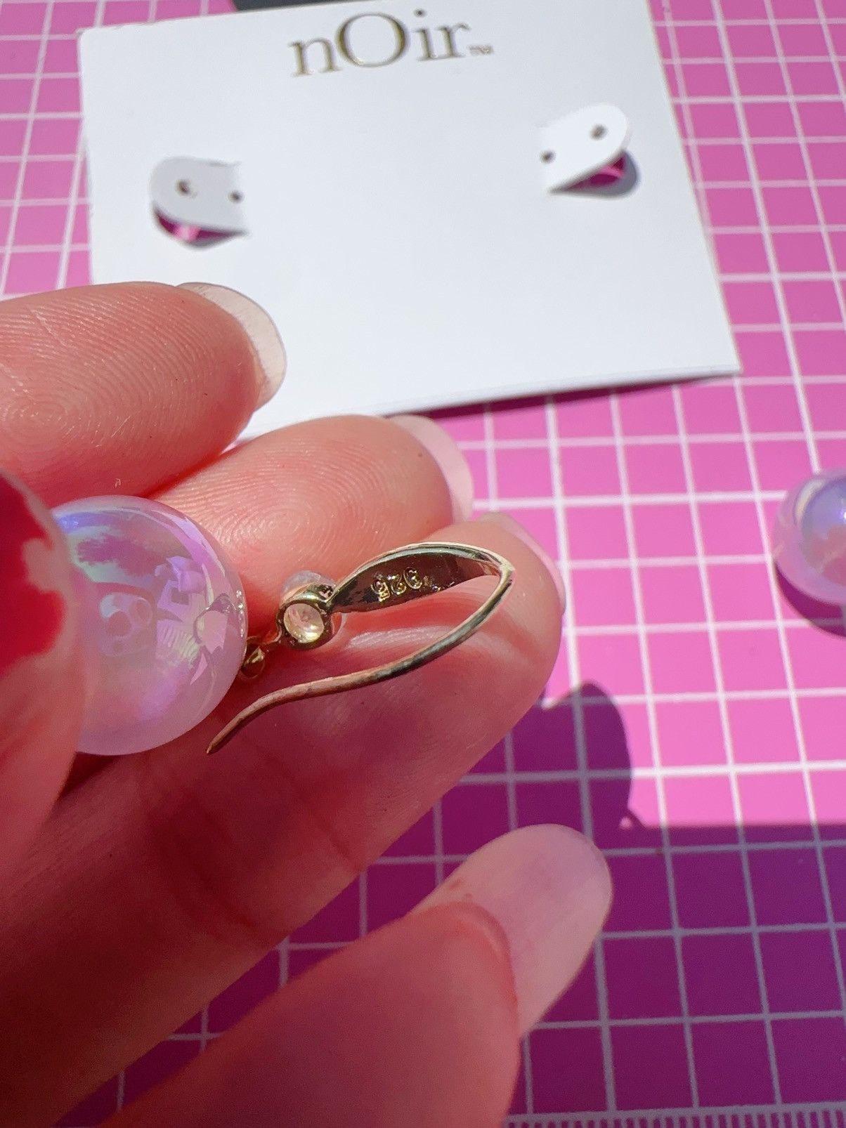 Designer Noir gold tone reflective colorful purple pearl 925 steering Size ONE SIZE - 6 Thumbnail