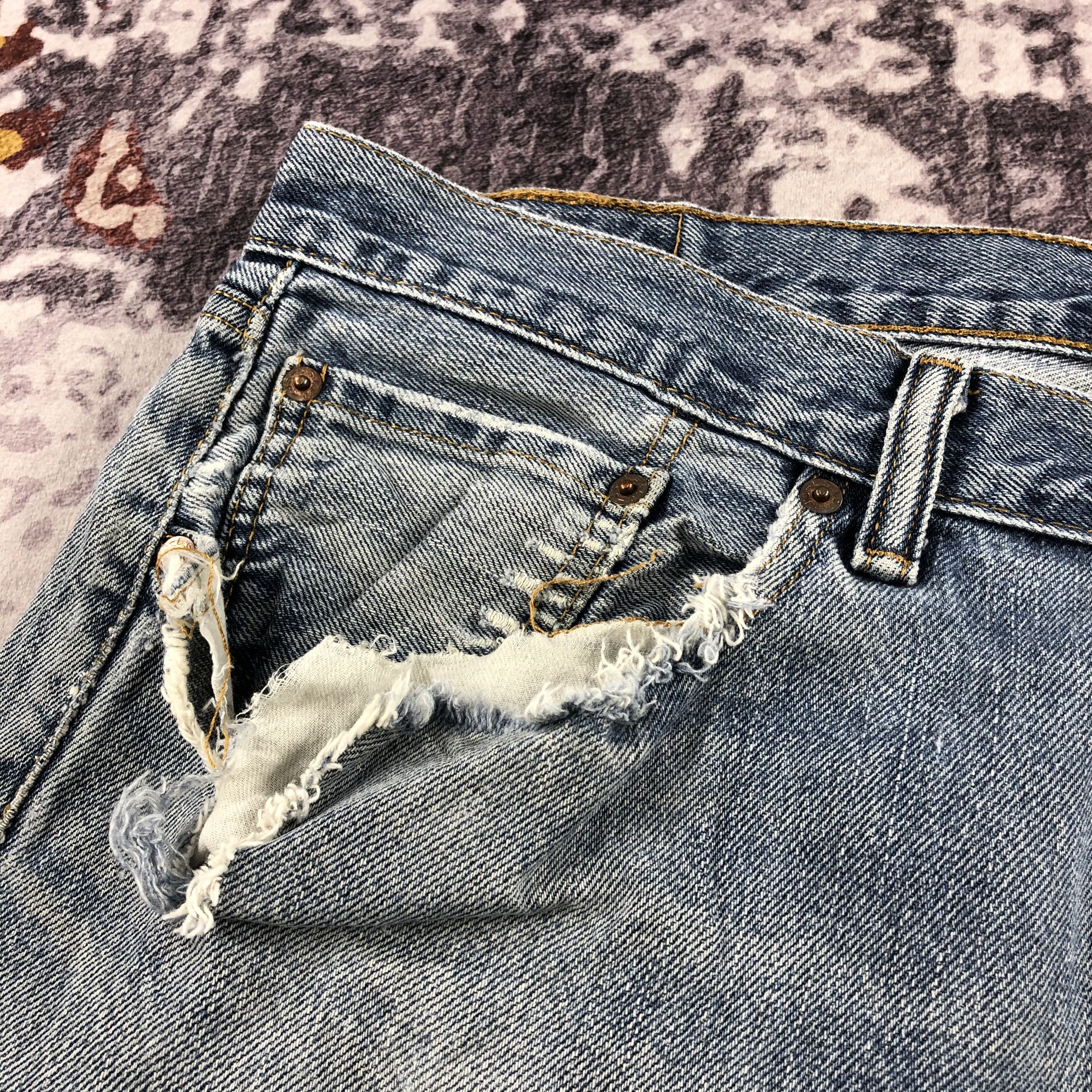Levi's × Vintage Vintage Light Wash Levis 505 Jeans-JM2635 Size US 37 - 5 Thumbnail
