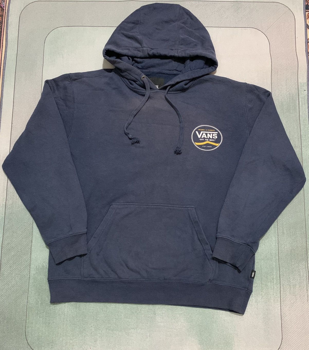 Vans Vintage Vans Sun Faded Pull Over Hoodie Size US M / EU 48-50 / 2 - 2 Thumbnail