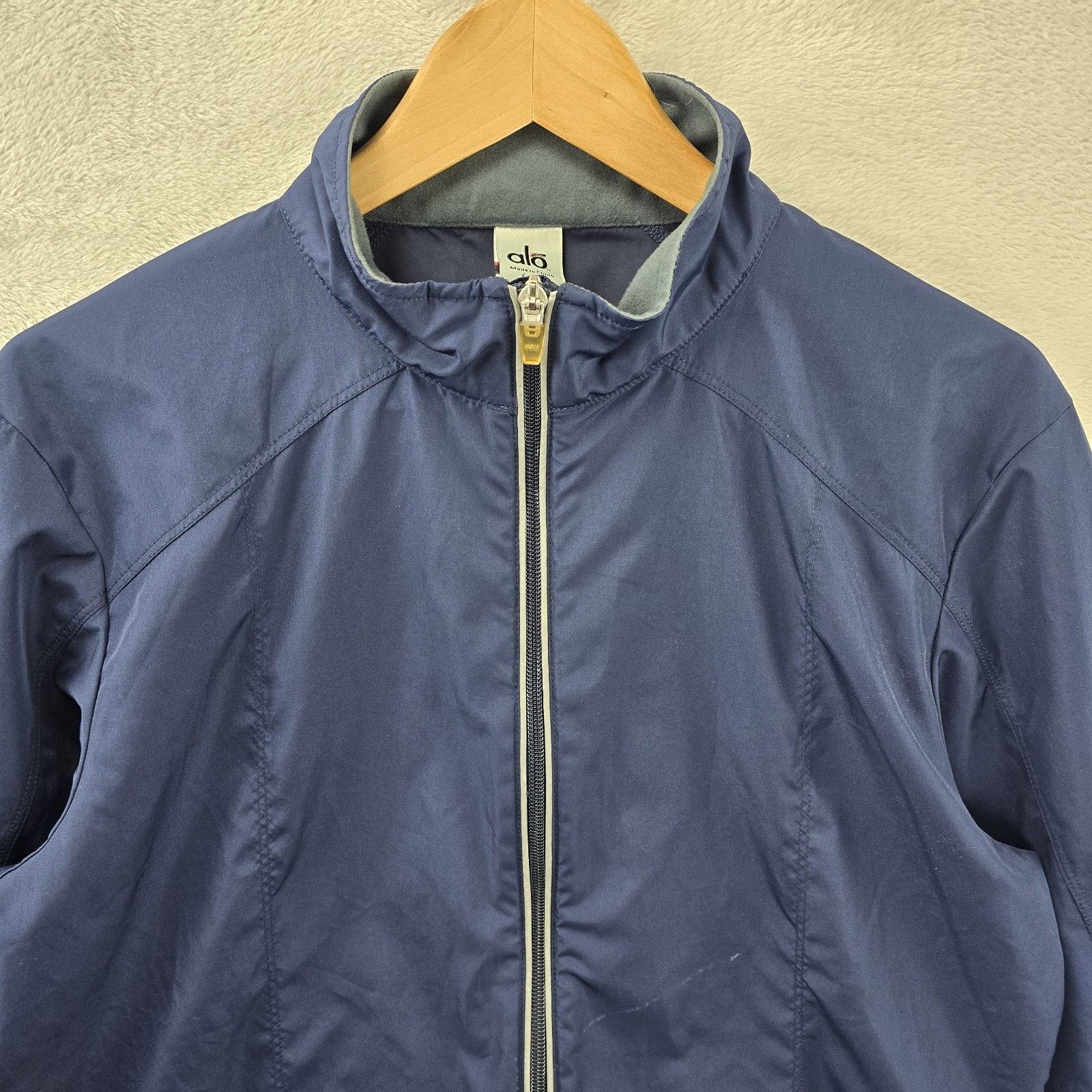 Alo Alo Yoga Windbreaker Jacket Women's Large Blue Lightweight Size L / US 10 / IT 46 - 2 Thumbnail