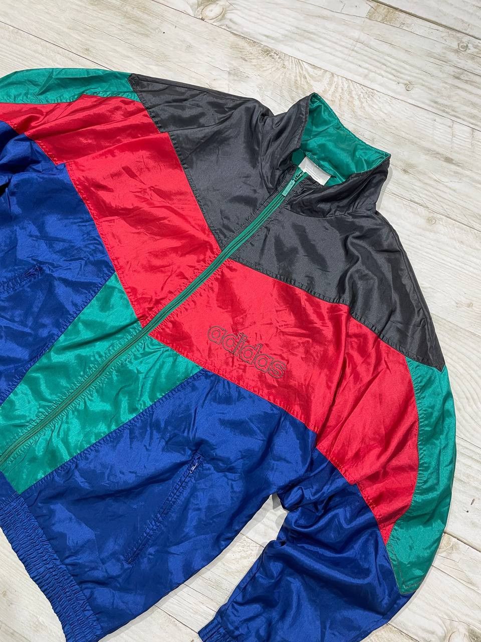 Adidas Vintage Adidas Nylon Tracksuit Jacket Pants Big Logo Size US L / EU 52-54 / 3 - 3 Thumbnail