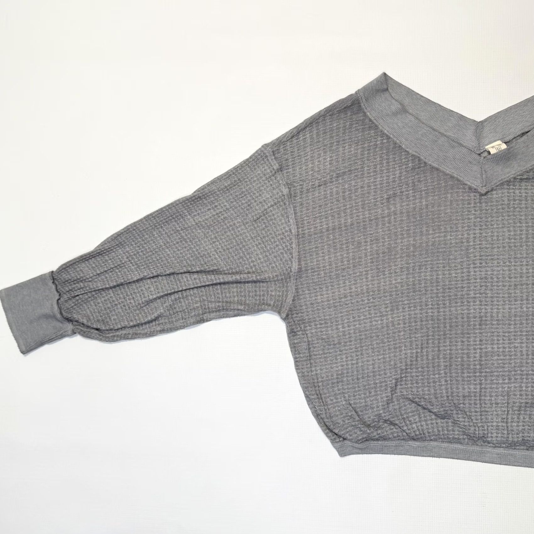 Vintage We The Free Waffle Knit Sweater Womens Medium Gray Off Shoulder Slouchy Top Size M / US 6-8 / IT 42-44 - 5 Thumbnail