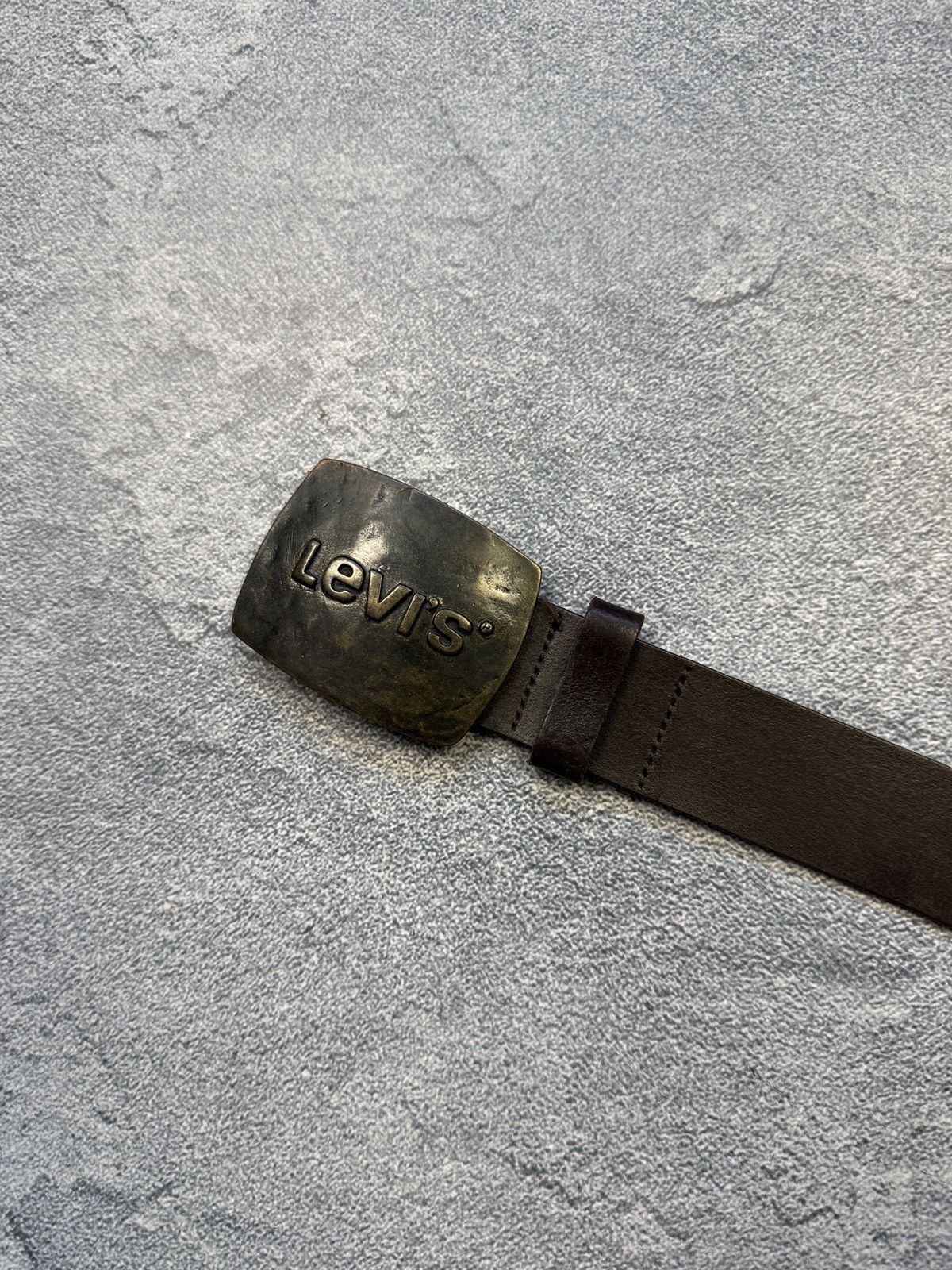 Levi's Vintage Levi’s leather belt big logo Oldmoney Made in USA Size 36 - 3 Thumbnail