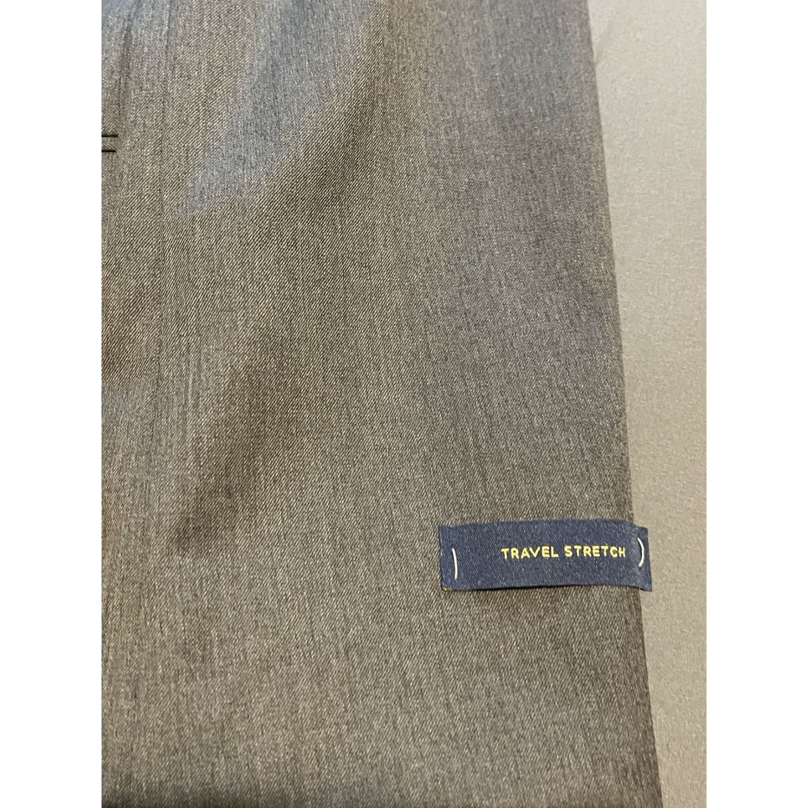 Stafford Stafford Gray Stretch Wool Blend Sport Coat Blazer 44R Classic Fit Notch Lapel 2 Button Wool Polyester Spandex Mens Jacket Size 44R - 2 Thumbnail