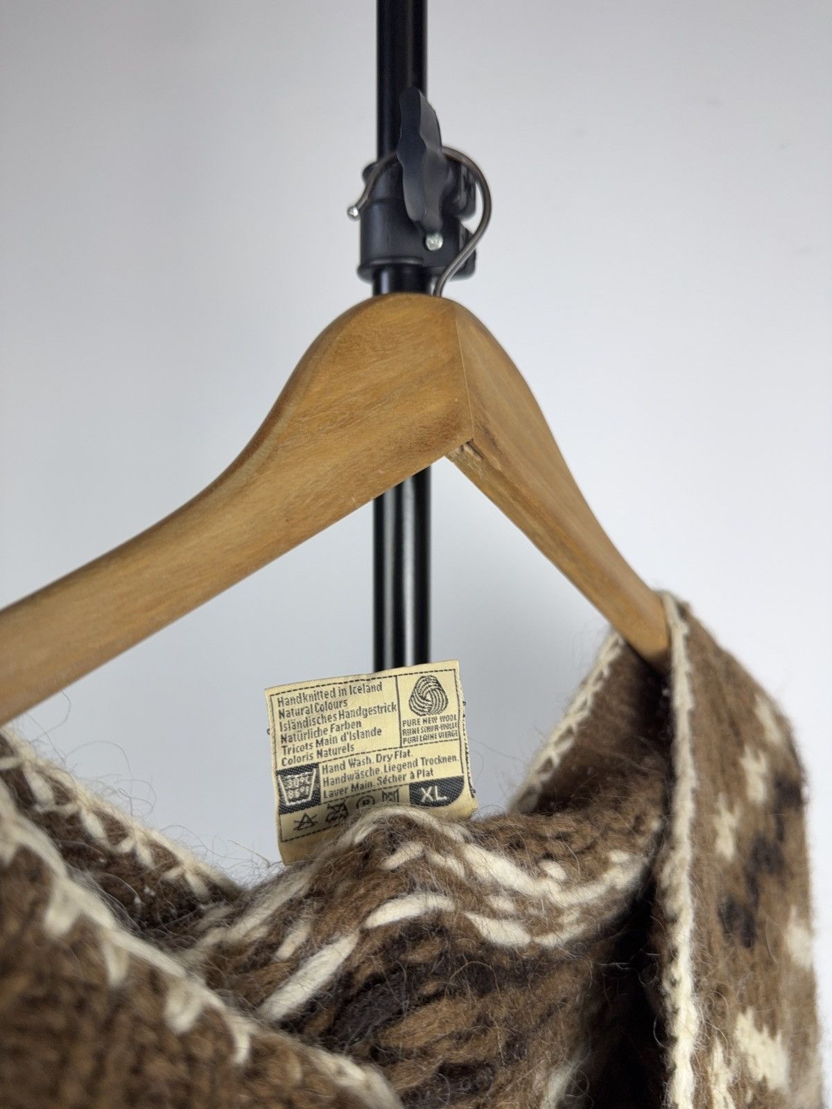 Vintage Nordic Wool Iceland Cardigan Dale Of Norway Style Brown Size US XL / EU 56 / 4 - 9 Thumbnail