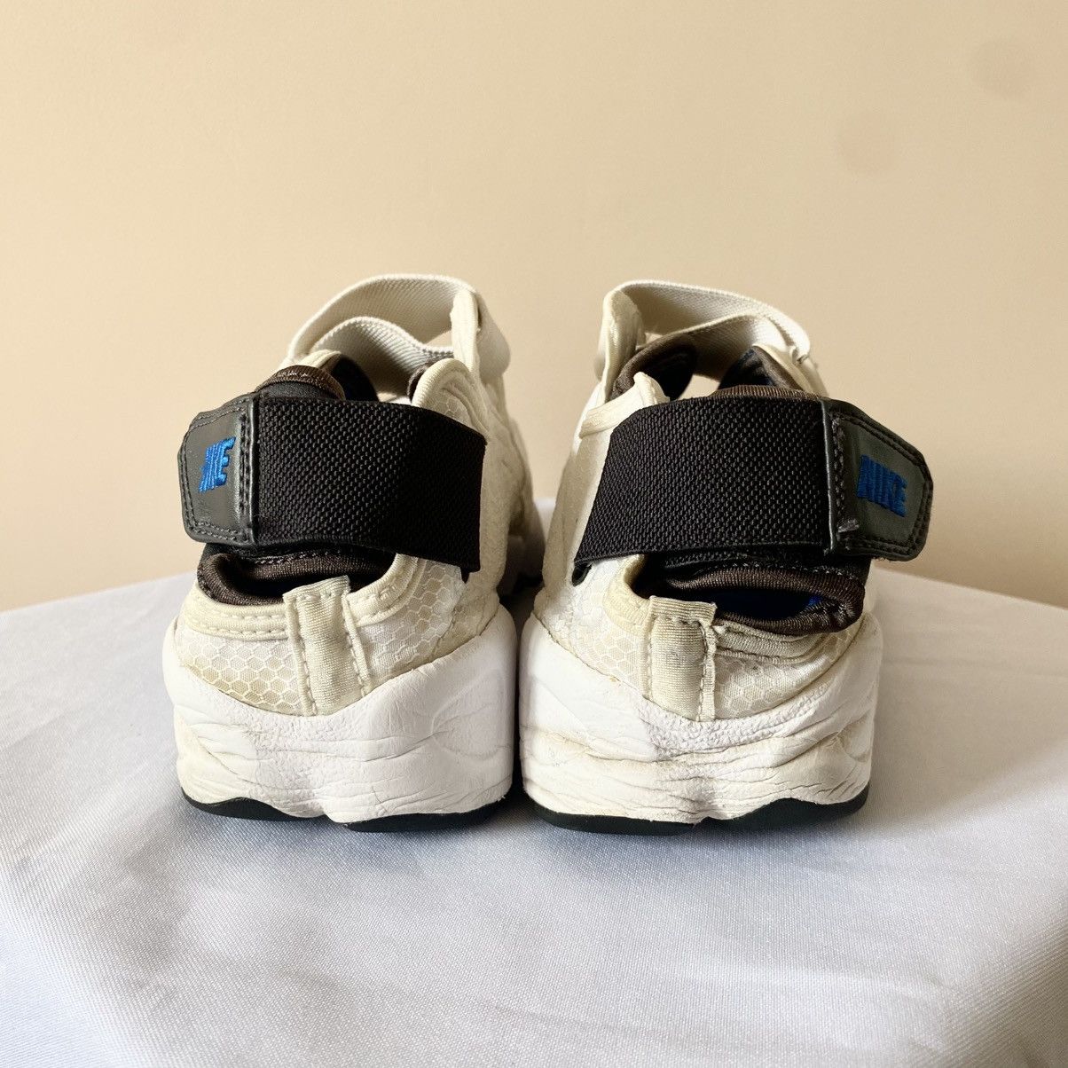 Japanese Brand 00s Nike Rift Tabi Japan Style Vintage Shoes Sneakers Y2K Size US 9 / EU 42 - 8 Thumbnail