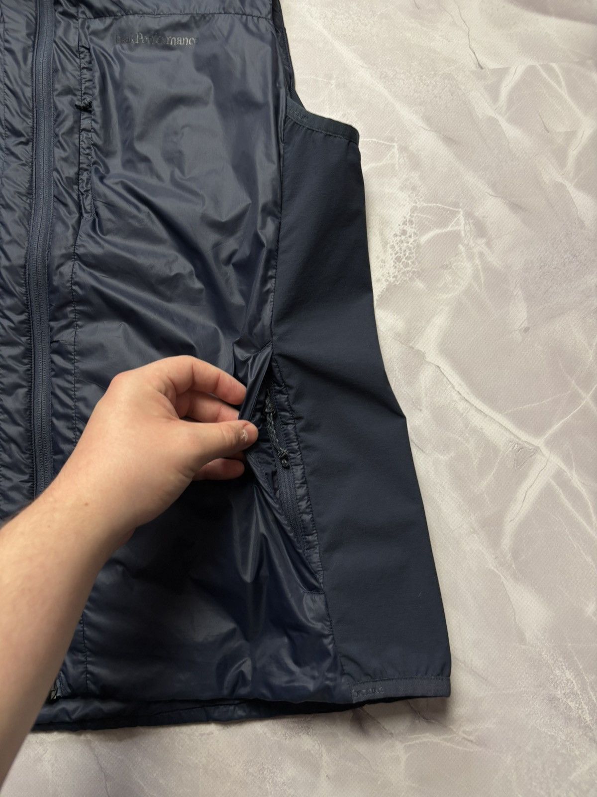 Peak Performance Peak Performance Radiance Insulated Hybrid Vest Women's XL Size XL / US 12-14 / IT 48-50 - 6 Thumbnail