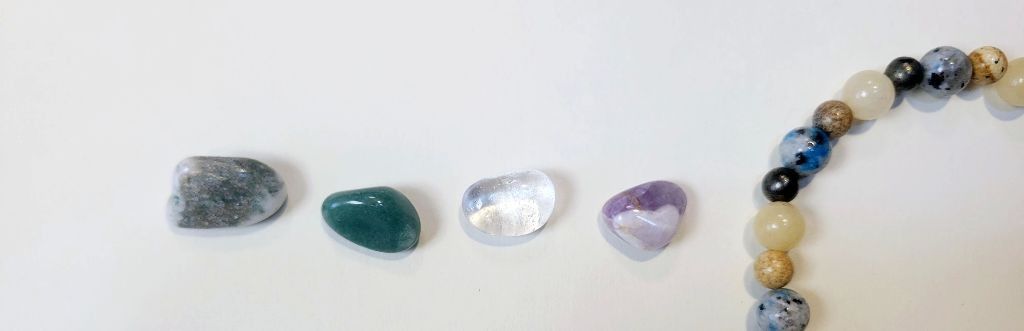 Handmade Gemstone Beaded Bracelet Intent Bundle With Crystals & Card Size ONE SIZE - 4 Thumbnail