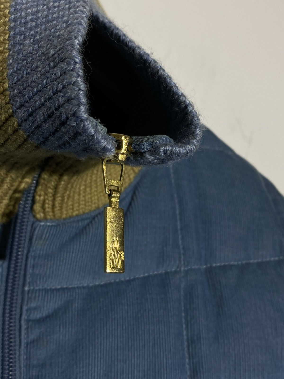 Moncler Vintage Moncler Down Puffer Corduroy Bomber Jacket Size S / US 4 / IT 40 - 4 Thumbnail