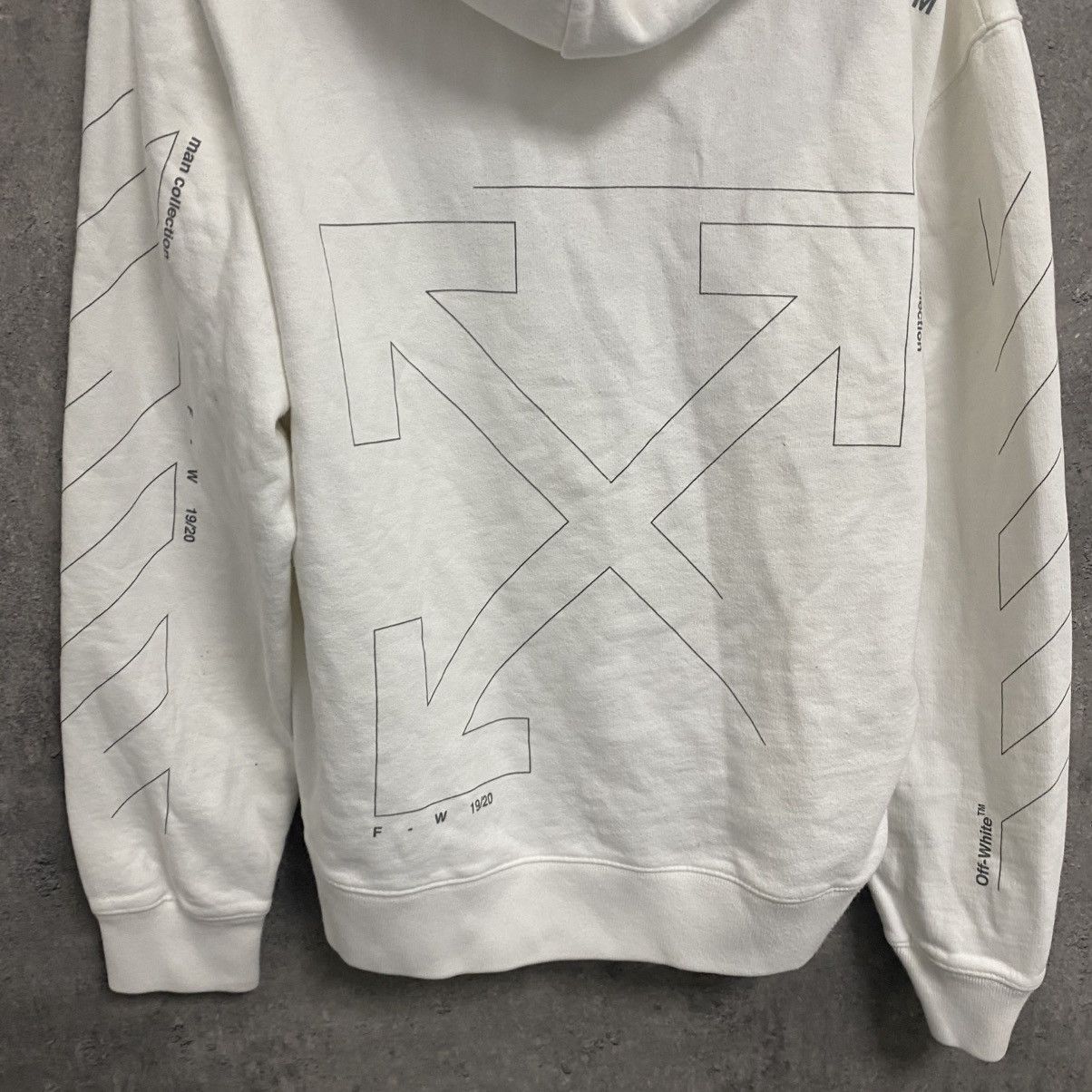 Off-White Off White Unfinished Arrows Hoodie Big Logo Size L Size US L / EU 52-54 / 3 - 16 Thumbnail