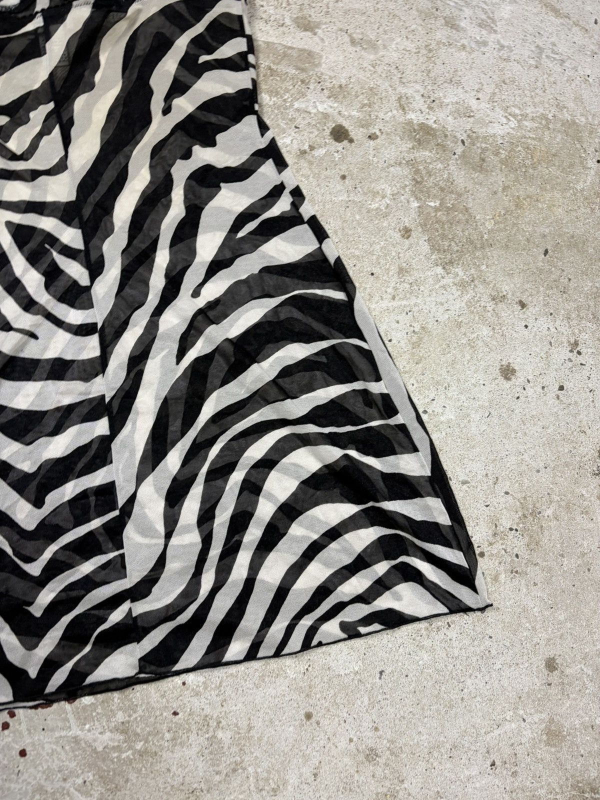 Dolce & Gabbana 2000s Dolce & Gabbana Underwear Mesh Zebra Print Mini Dress Size M / US 6-8 / IT 42-44 - 11 Thumbnail