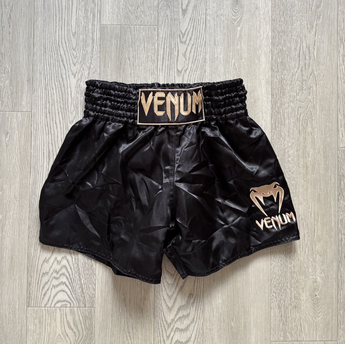 Japanese Brand × Vintage Muay Thai Venum Boxing Shorts Y2K Size US 32 / EU 48 - 1 Thumbnail