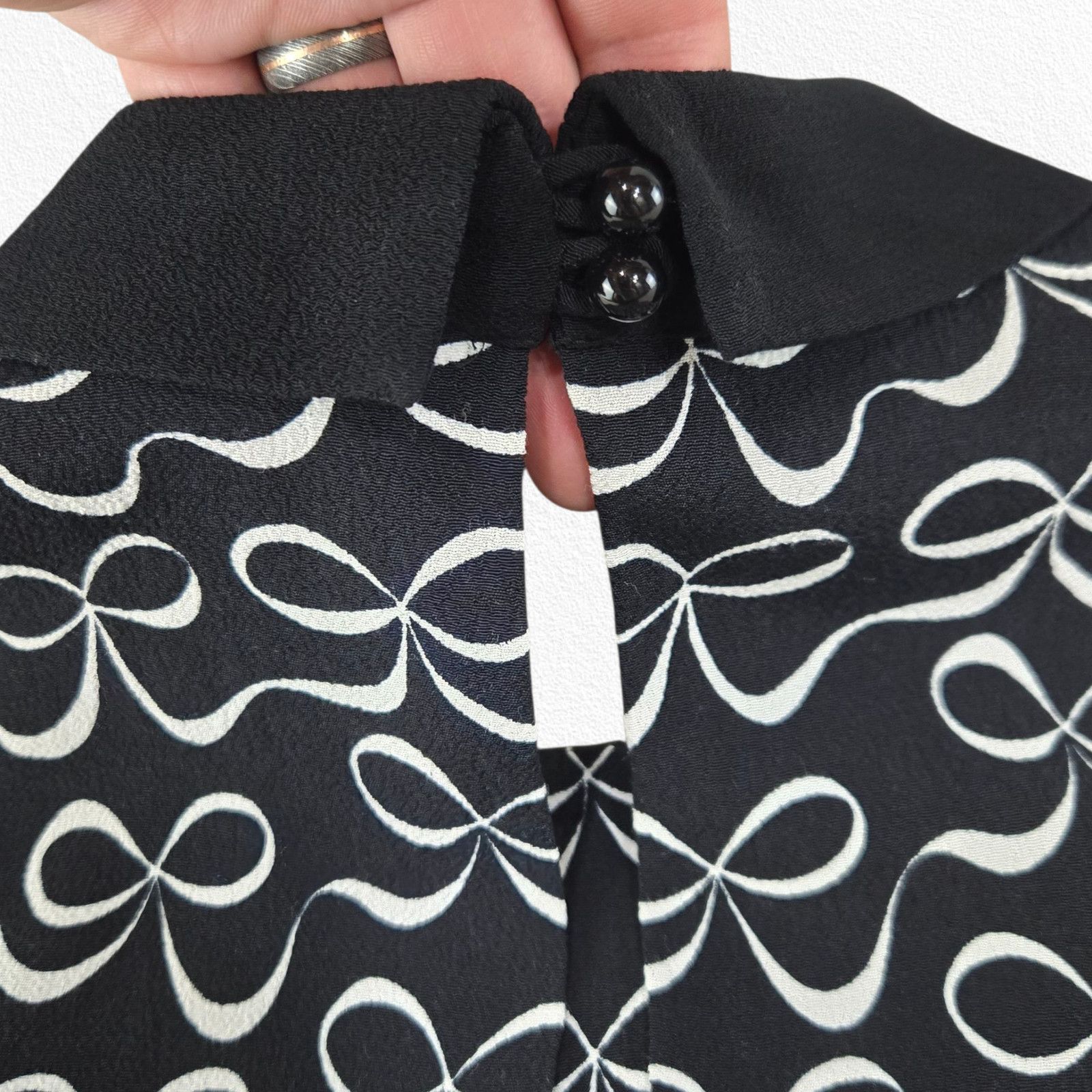 Kate Spade Kate Spade Mackenna Black White Bow Print Dress Size 0 Size XS / US 0-2 / IT 36-38 - 10 Thumbnail