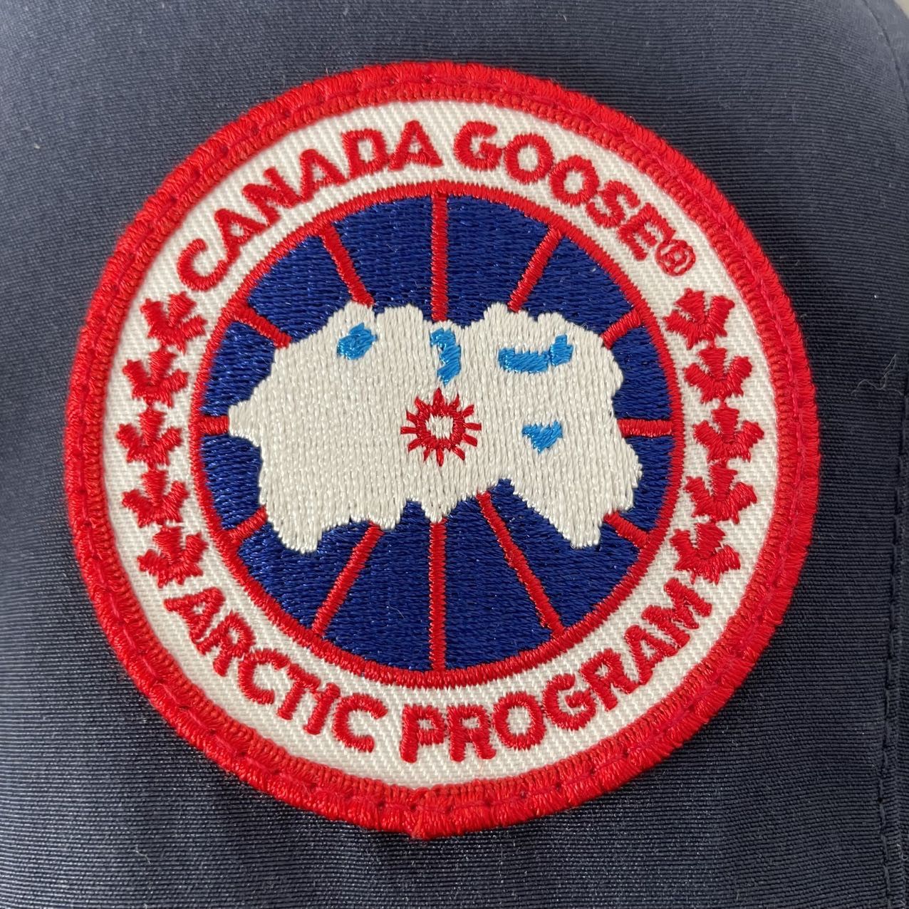 Canada Goose Canada Goose Victoria Down Jacket Navy (XS) Size US XS / EU 42 / 0 - 5 Thumbnail