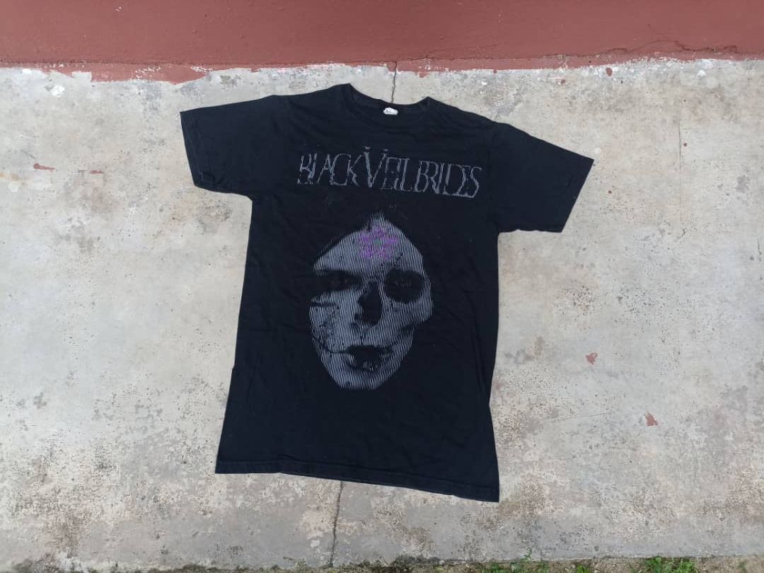 Band Tees × Vintage BLACK Veil BRIDES Band Tees Size US M / EU 48-50 / 2 - 3 Thumbnail
