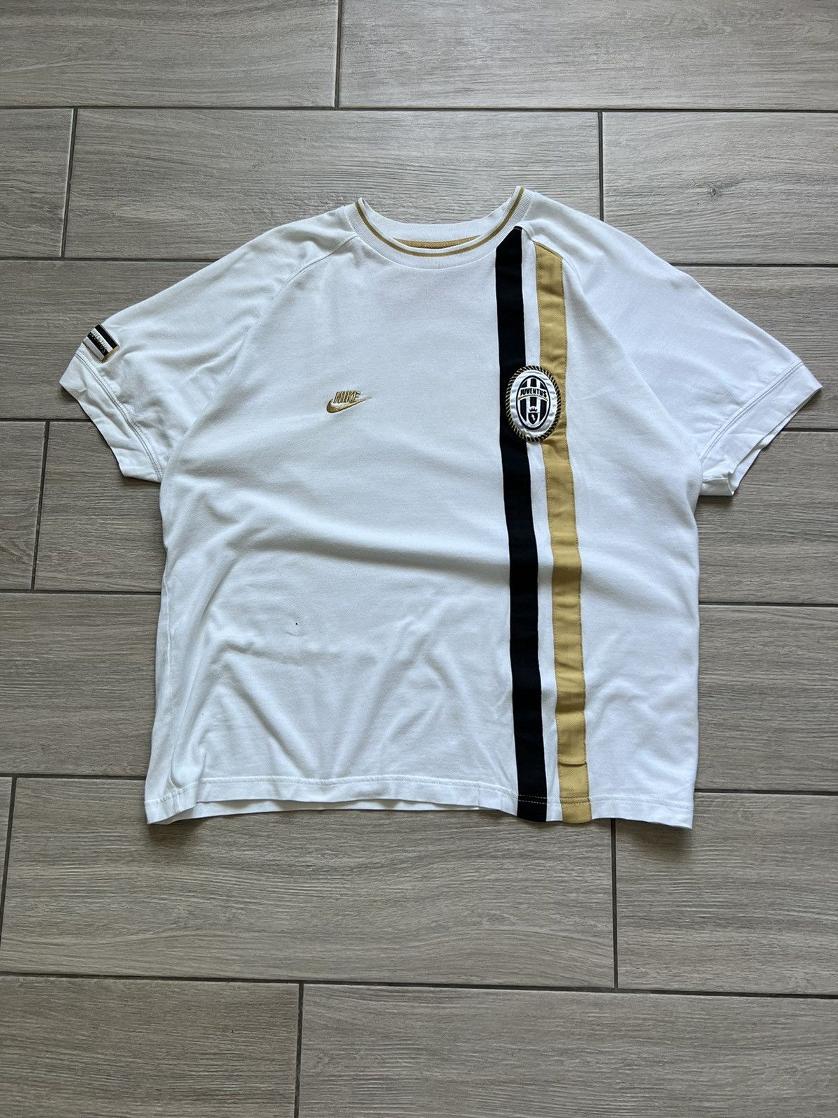 Vintage 🇮🇹 Vintage 00’s Juventus Nike Jersey T-Shirt rare retro hype Size US XL / EU 56 / 4 - 1 Thumbnail