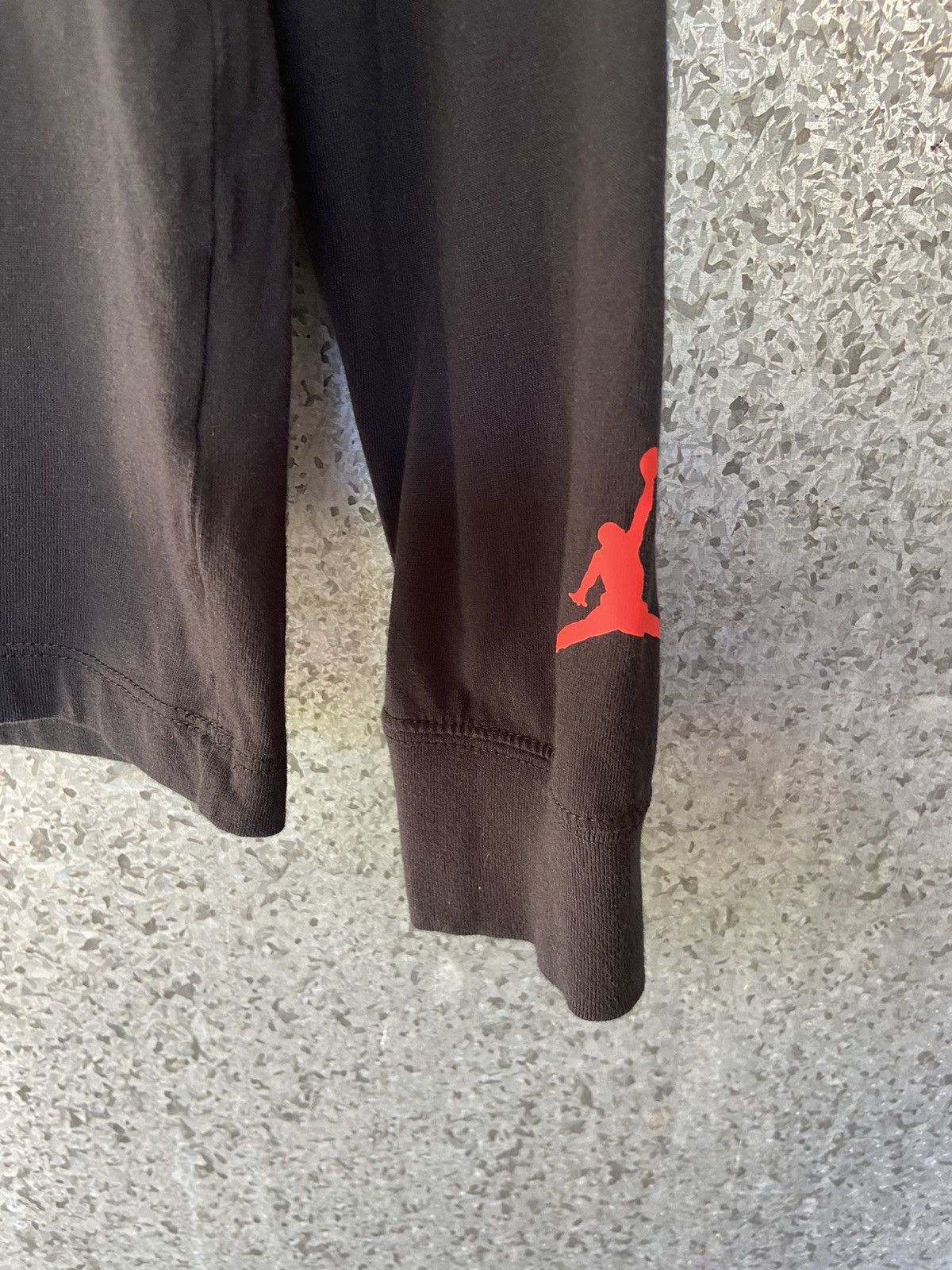 Jordan Brand 🔥 Jordan long sleeve Jordan 23 Basketball Nike NBA Size US L / EU 52-54 / 3 - 4 Thumbnail
