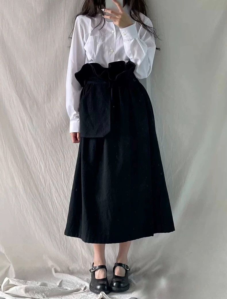 Yohji Yamamoto Yohji Yamamoto size 1 Bud Wool Half Skirt 2506-Nextarrow Size 25" / US 0 / IT 36 - 2 Thumbnail