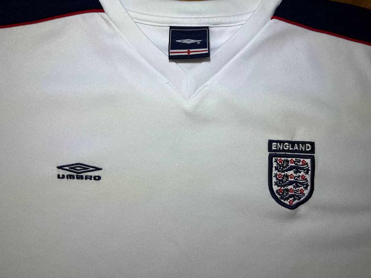 Umbro Umbro England national soccer team jersey 2004 Size US XL / EU 56 / 4 - 3 Thumbnail